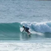 Adrian von moverii beim Surfen in Peniche