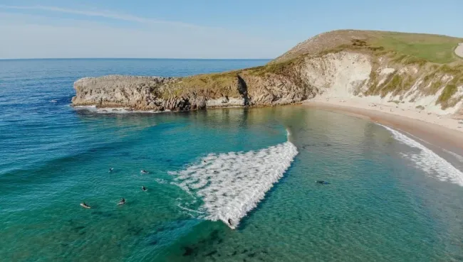 Reiseziele für Surfcamps in Europa