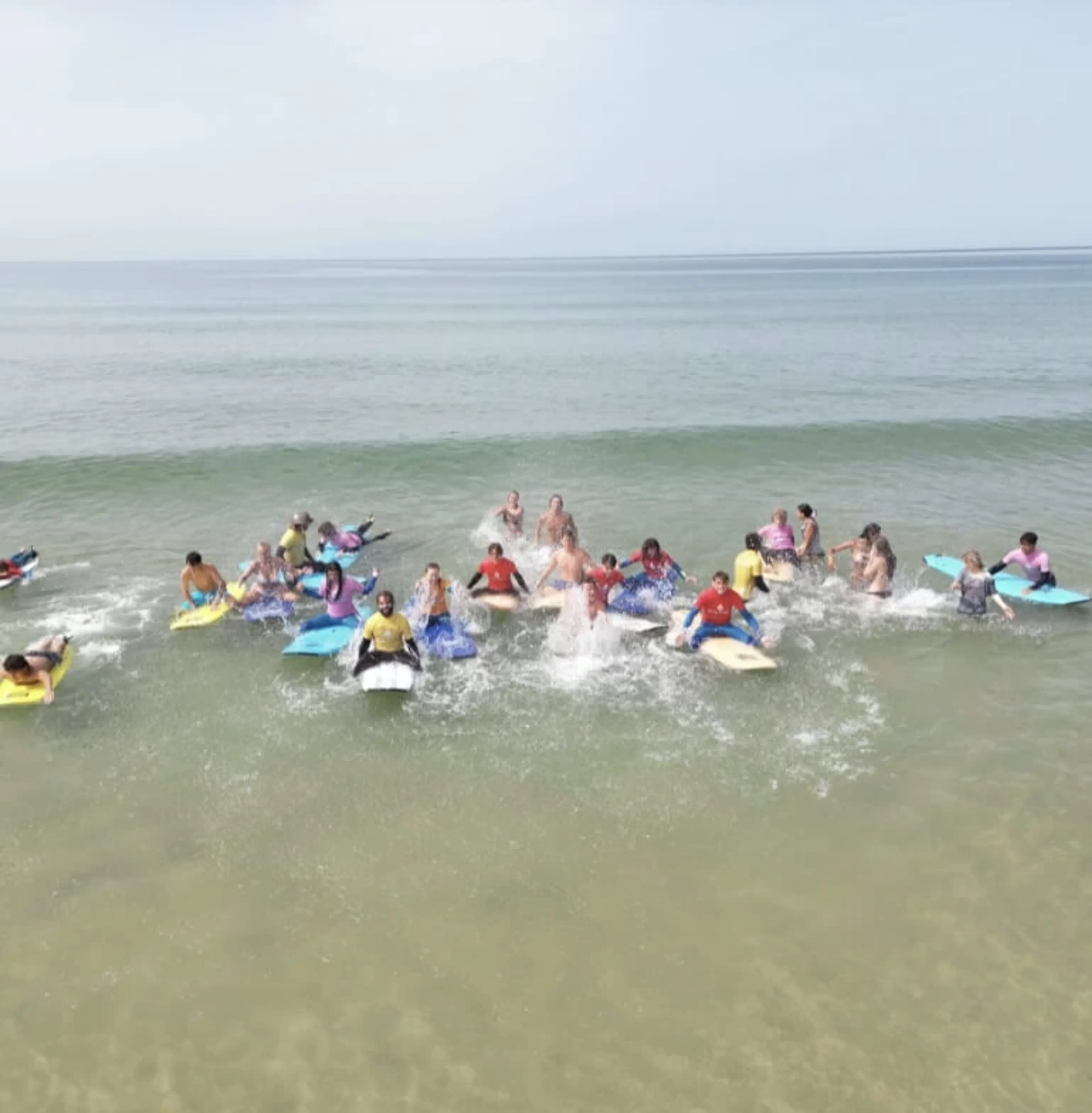Surfcamps in Europa für Schulklassen und Gruppen