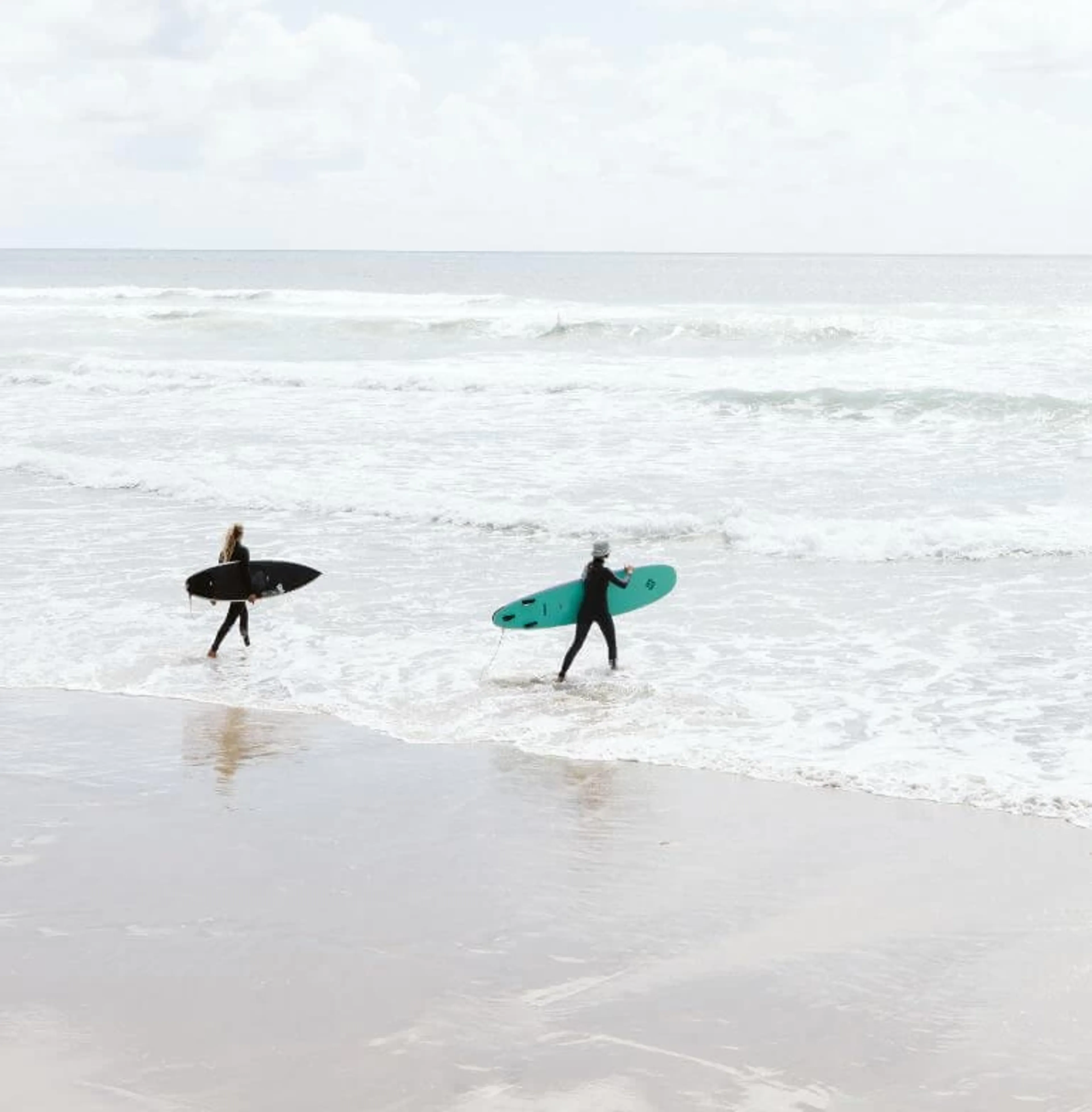 Surfcamps in Europa für Paare