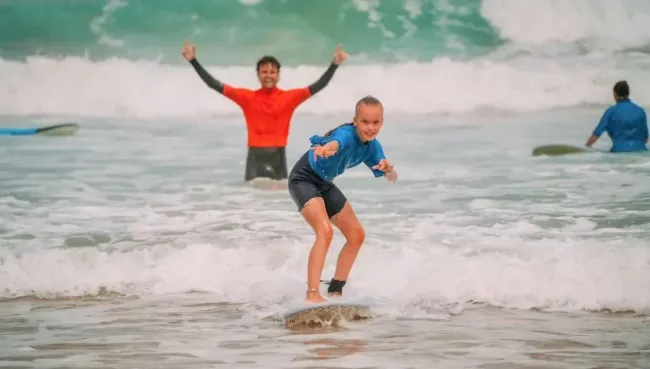 Surfen mit Kindern