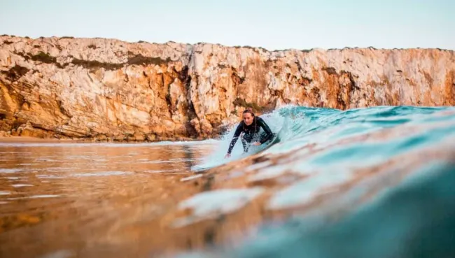 Surf- & Yoga-Camps in Portugal für deine Vorkenntnisse