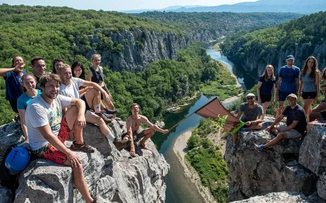 Gruppe an Kletterern
