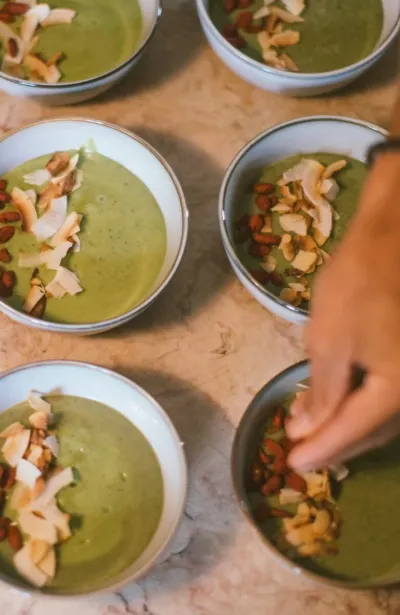 Gesunde Suppe beim Detox Yoga Retreat in Portugal