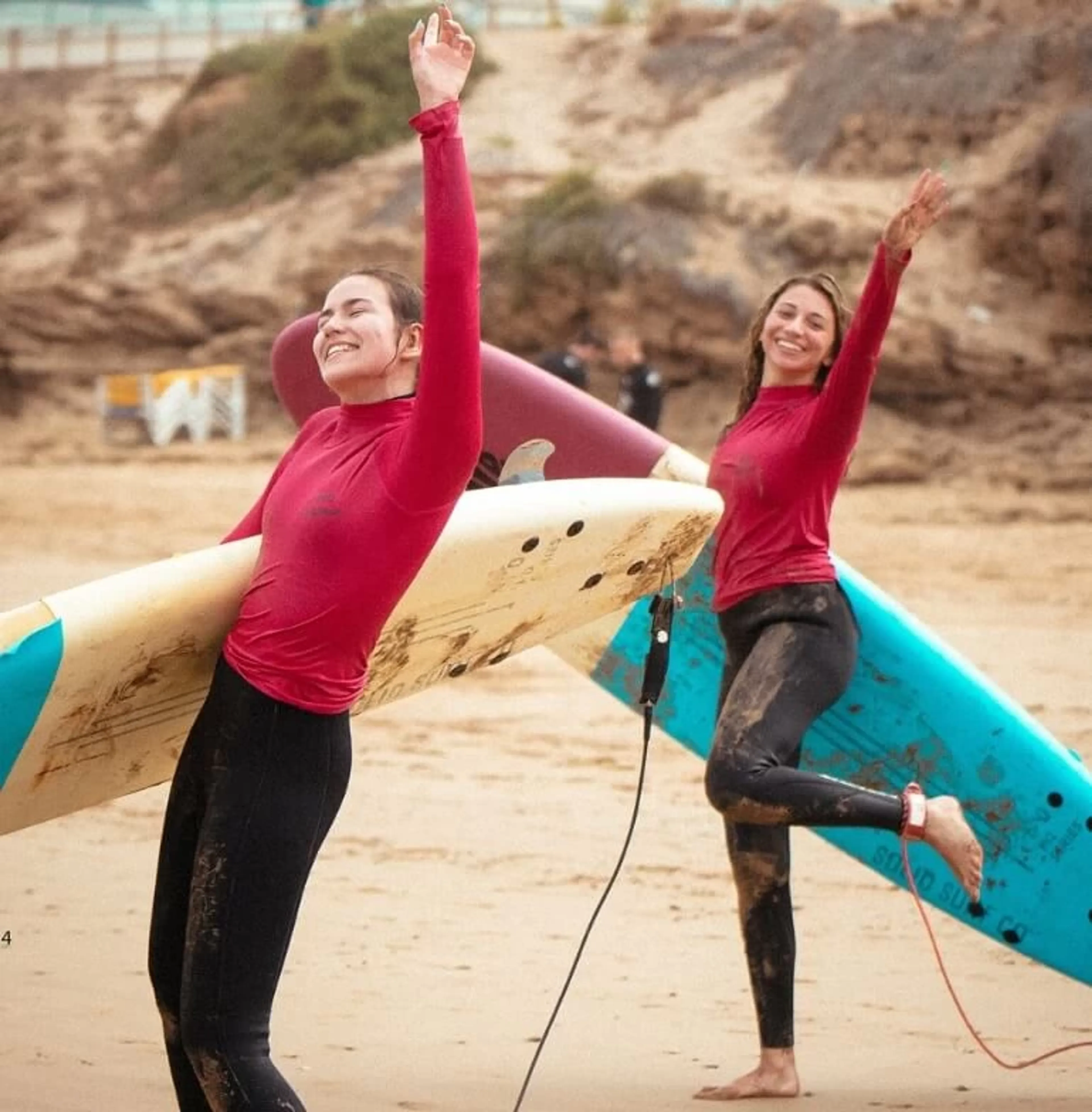 Surf- & Yoga-Camps für Freunde