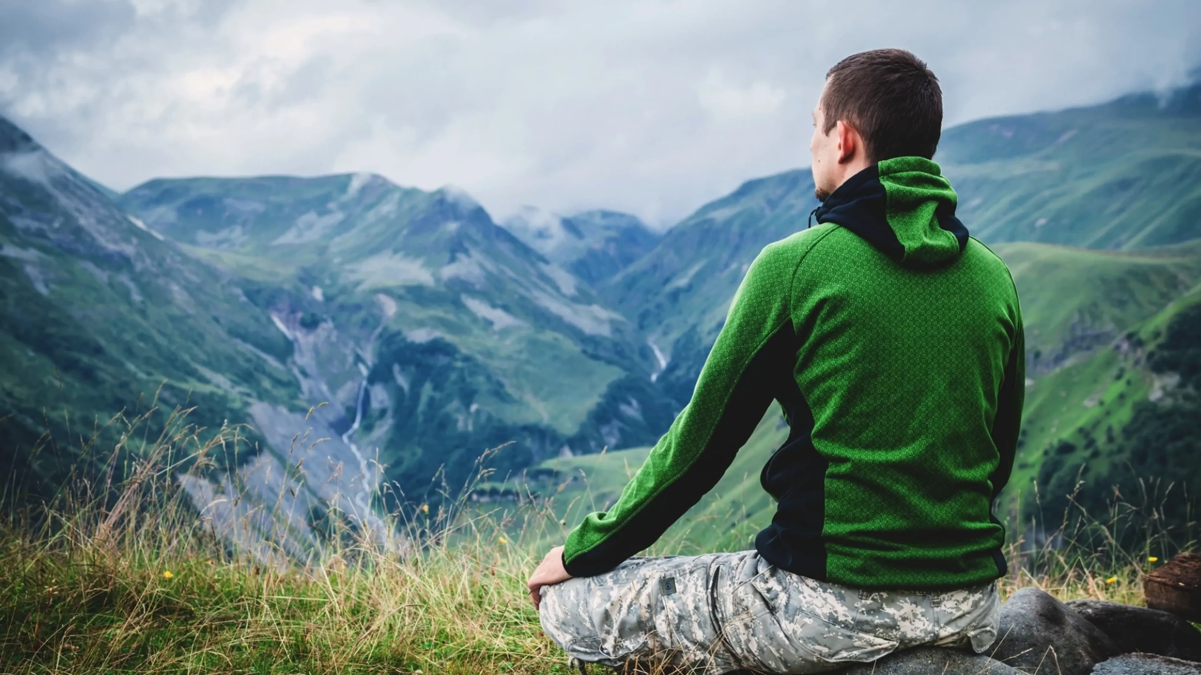Auszeit in Bergstille - Meditation und Achtsamkeit auf einer Alpe