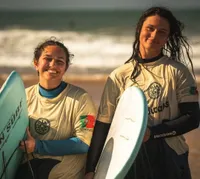 Zwischen Küste und Stadt: Surfen, Yoga und gute Vibes