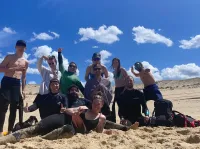 Surfen an den besten Beachbreaks Europas im Einklang mit der Natur
