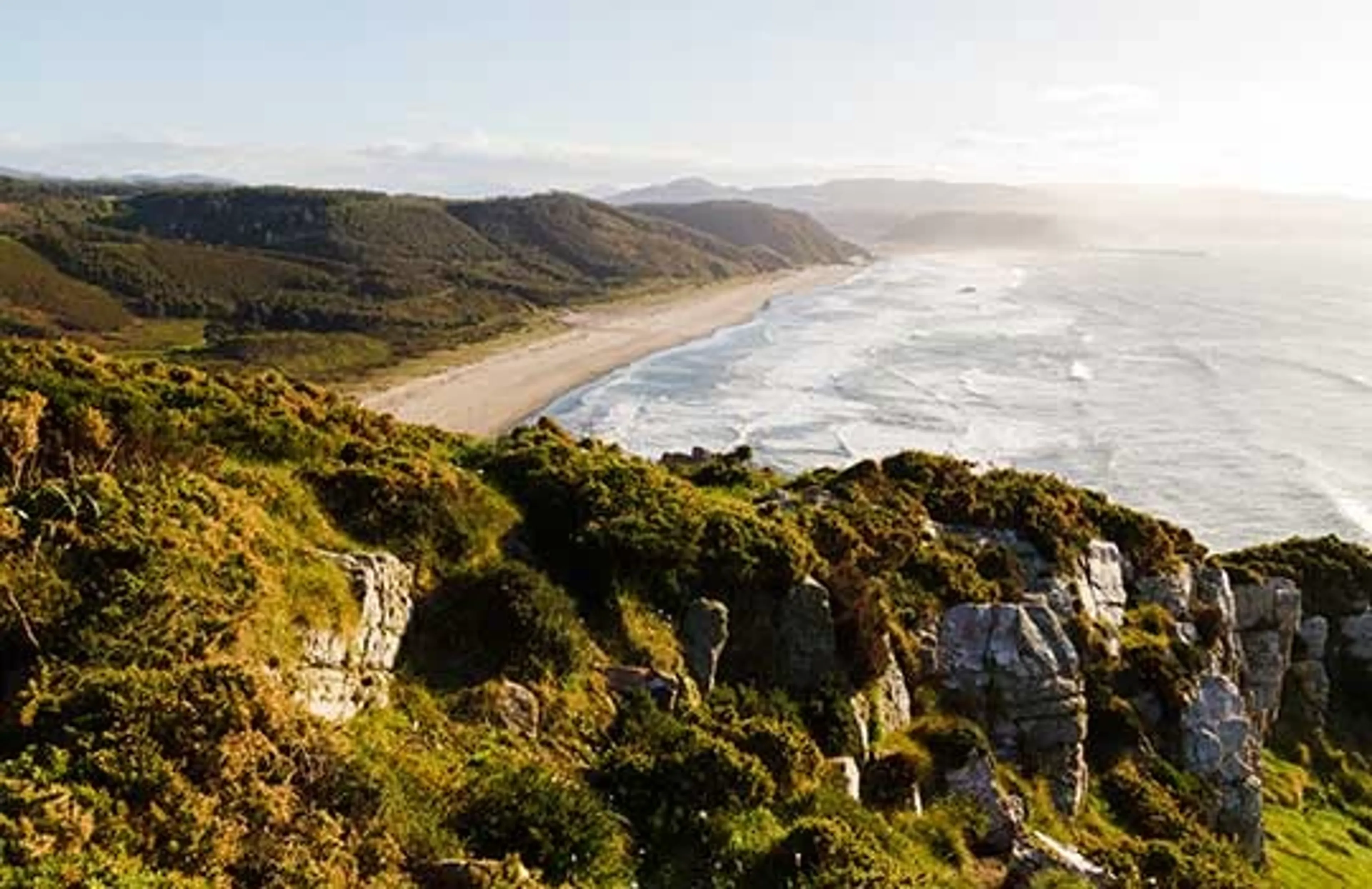 Cozy Surf Vibes: Hostel-Erlebnis an der grünen Küste Spaniens - 4