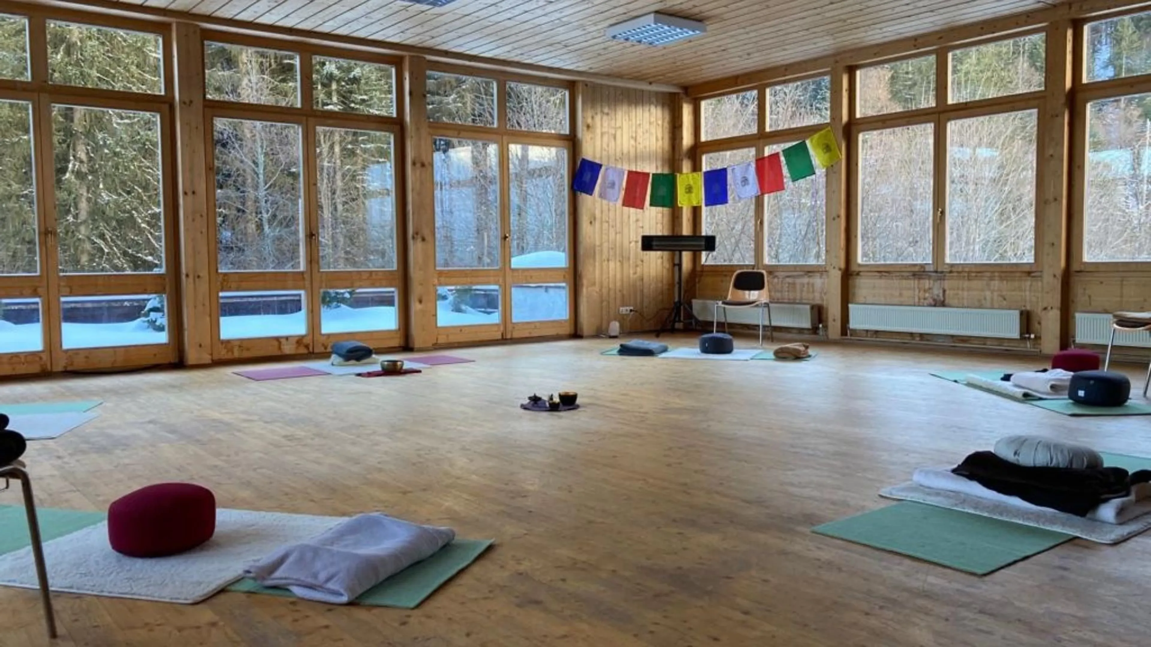 Auszeit in Bergstille - Meditation und Achtsamkeit auf einer Alpe - 3