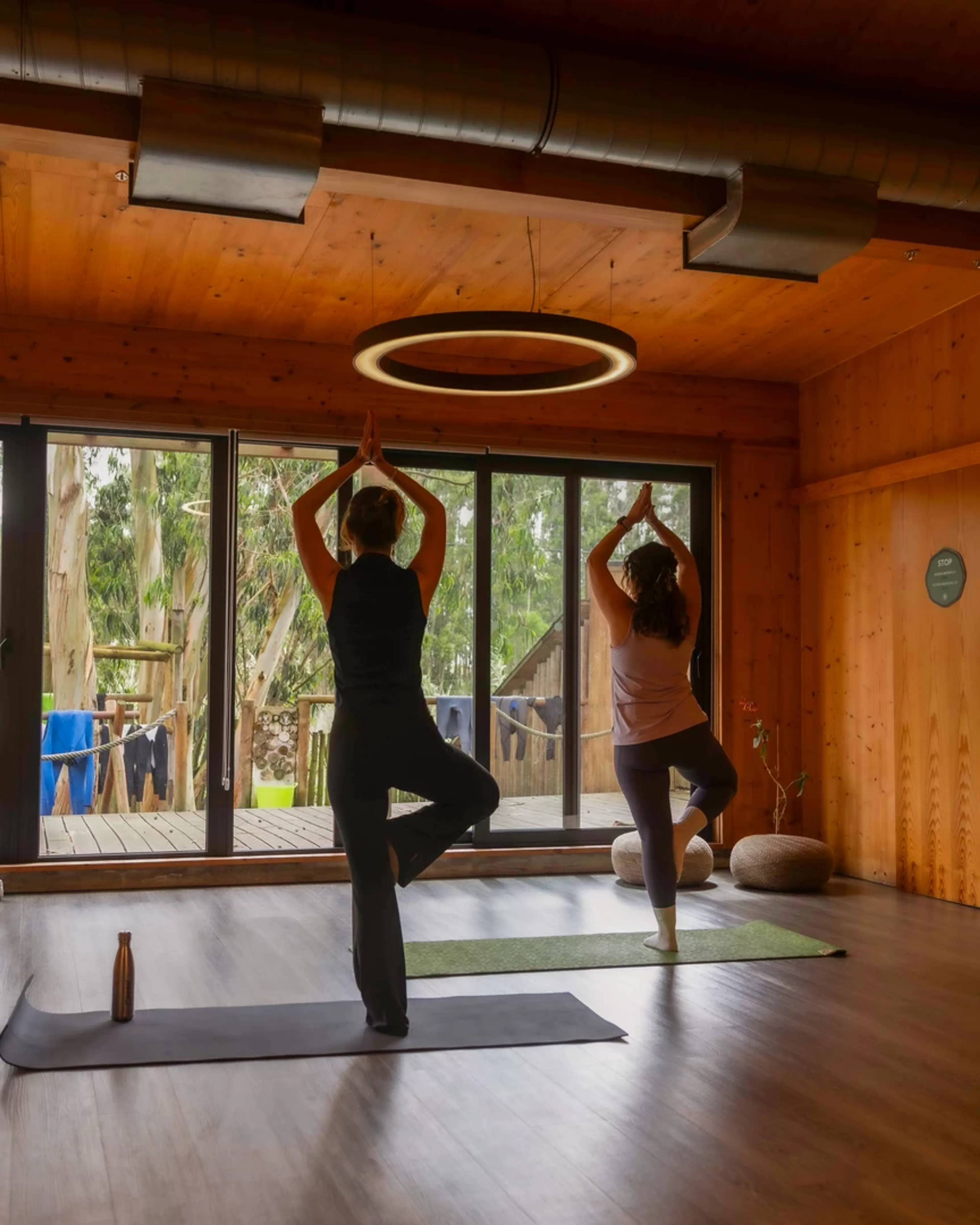 Eco-Resort zwischen Himmel und Erde: Surfen, Yoga und Naturliebe - image 1