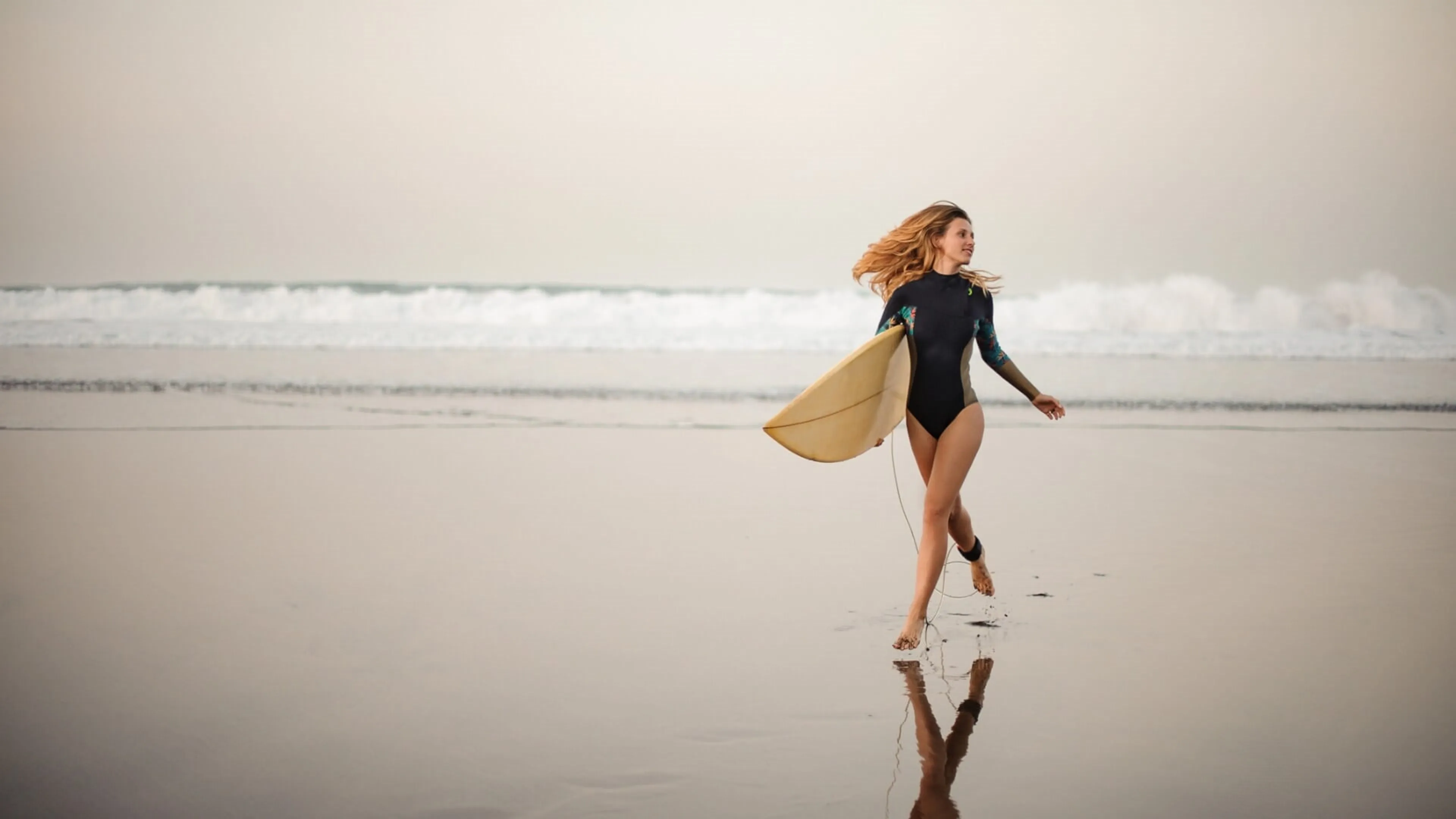 Surfen und Yoga an der portugiesischen Küste vor Lissabon - 3
