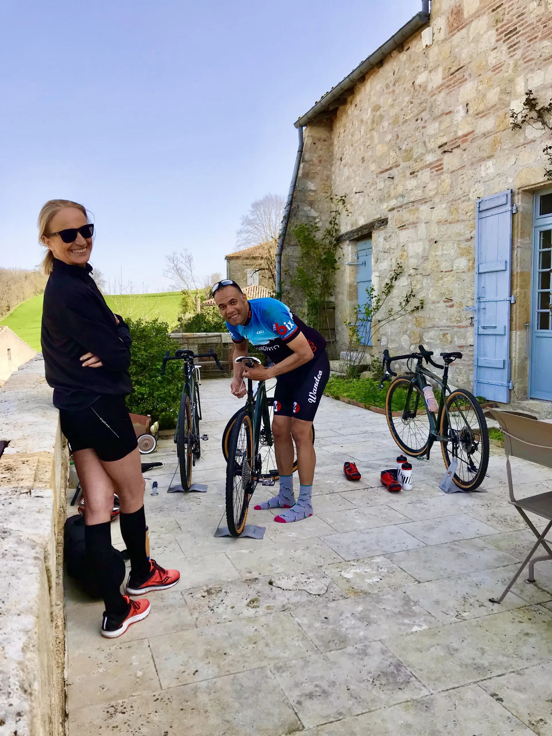 Yoga & Velo in den leuchtenden Hügeln der französischen Toskana - 5