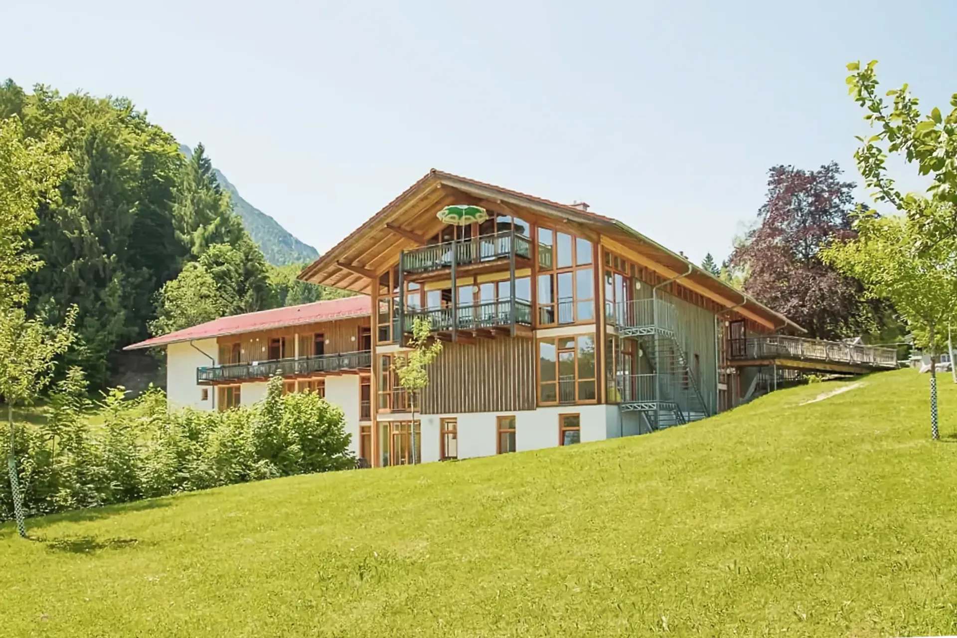 Yoga, Zumba und Natur: Deine aktive Auszeit im Alpenvorland - 3
