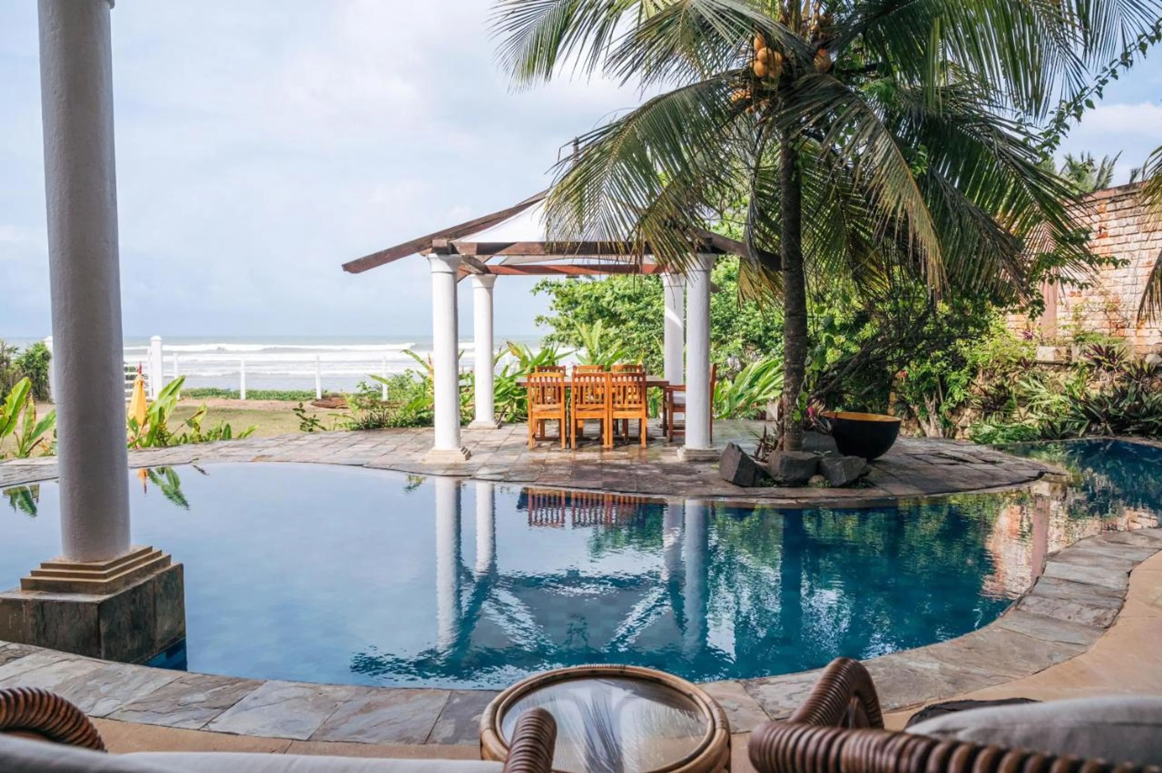 Wellen, Villa & Meer – Dein Surfabenteuer in Weligama