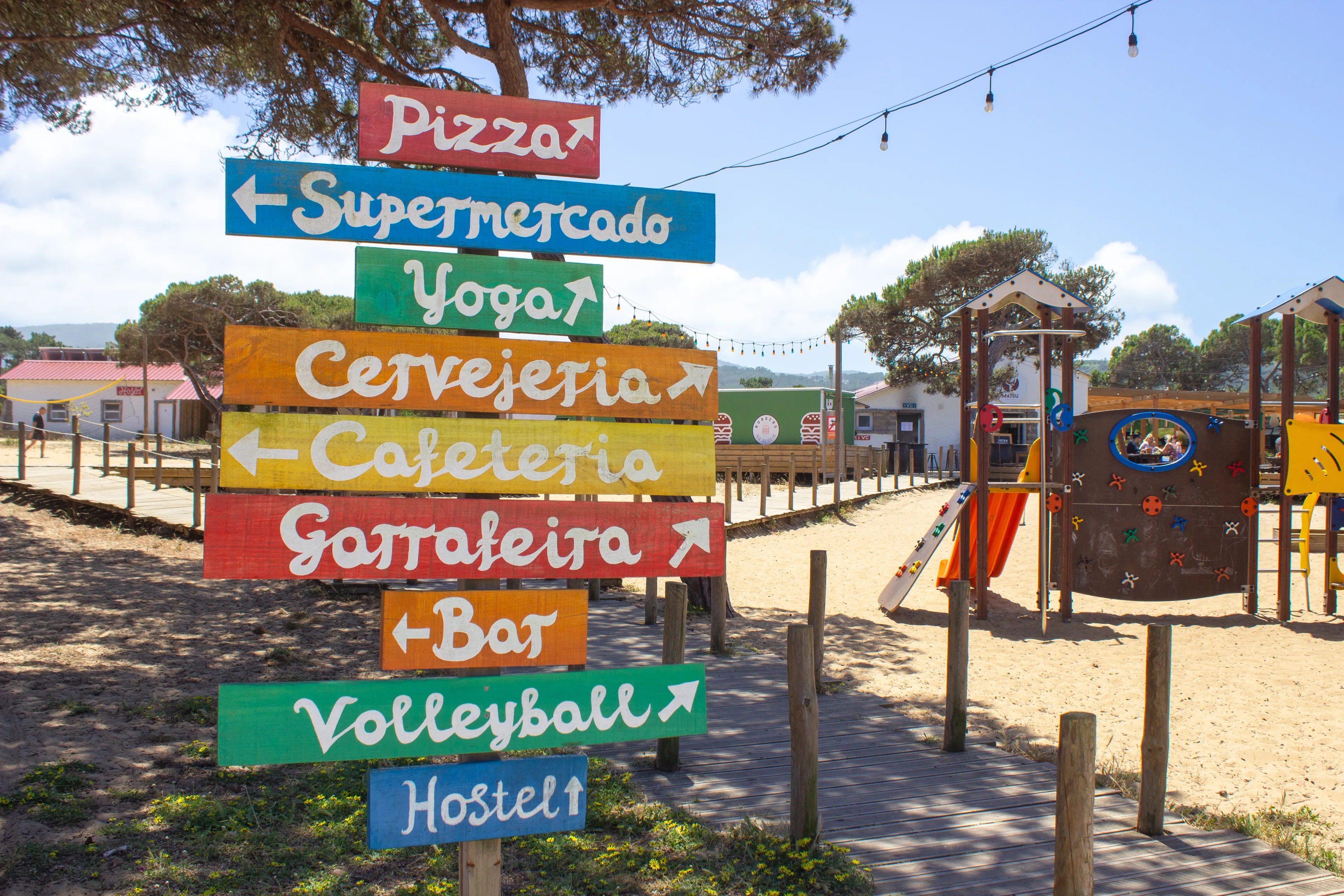 Surfcamp in entspannter Atmosphäre an der Atlantikküste vor Lissabon - 3