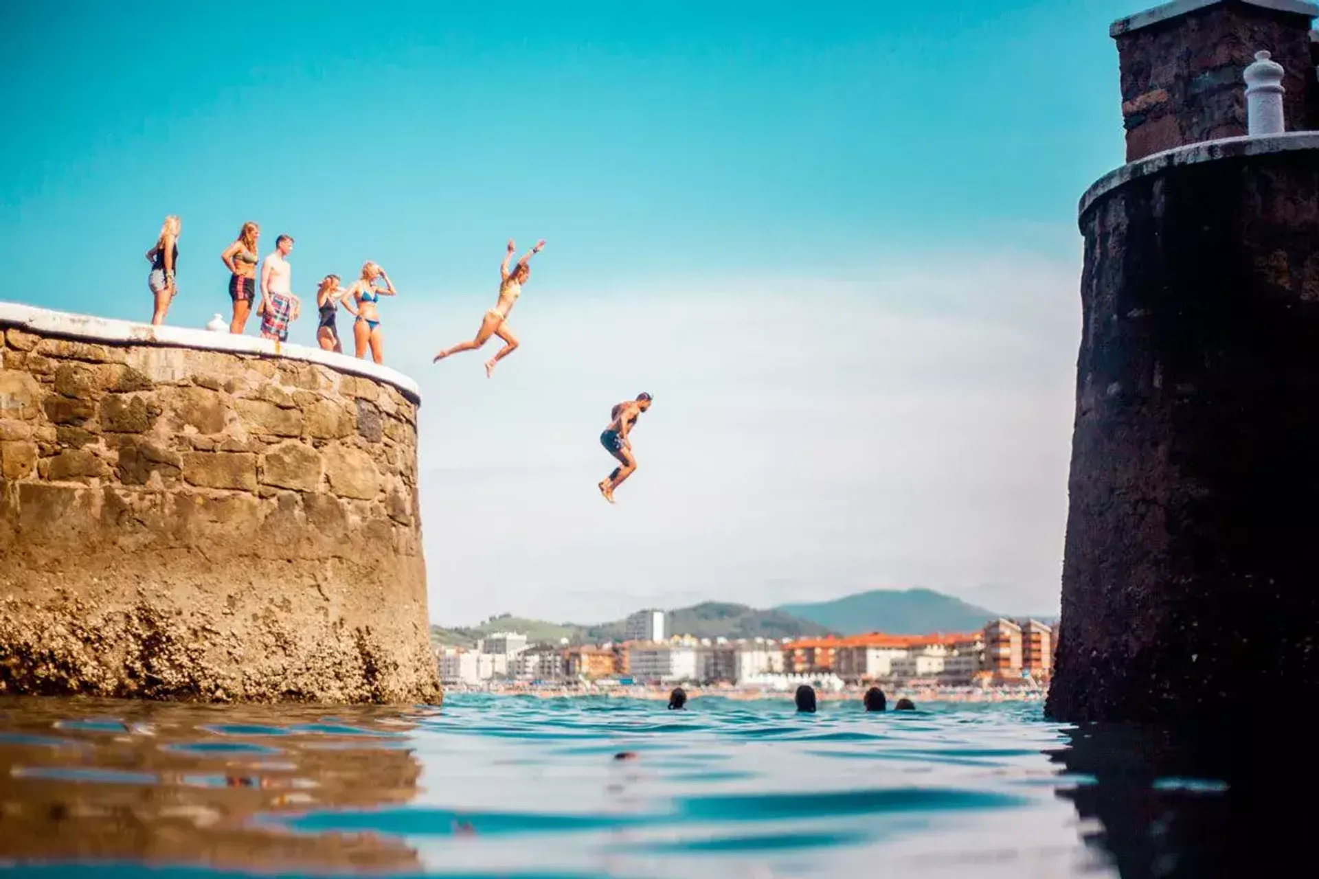 Surfcamp in der Surfstadt Spaniens: Wellen, Party & Tapas - 5