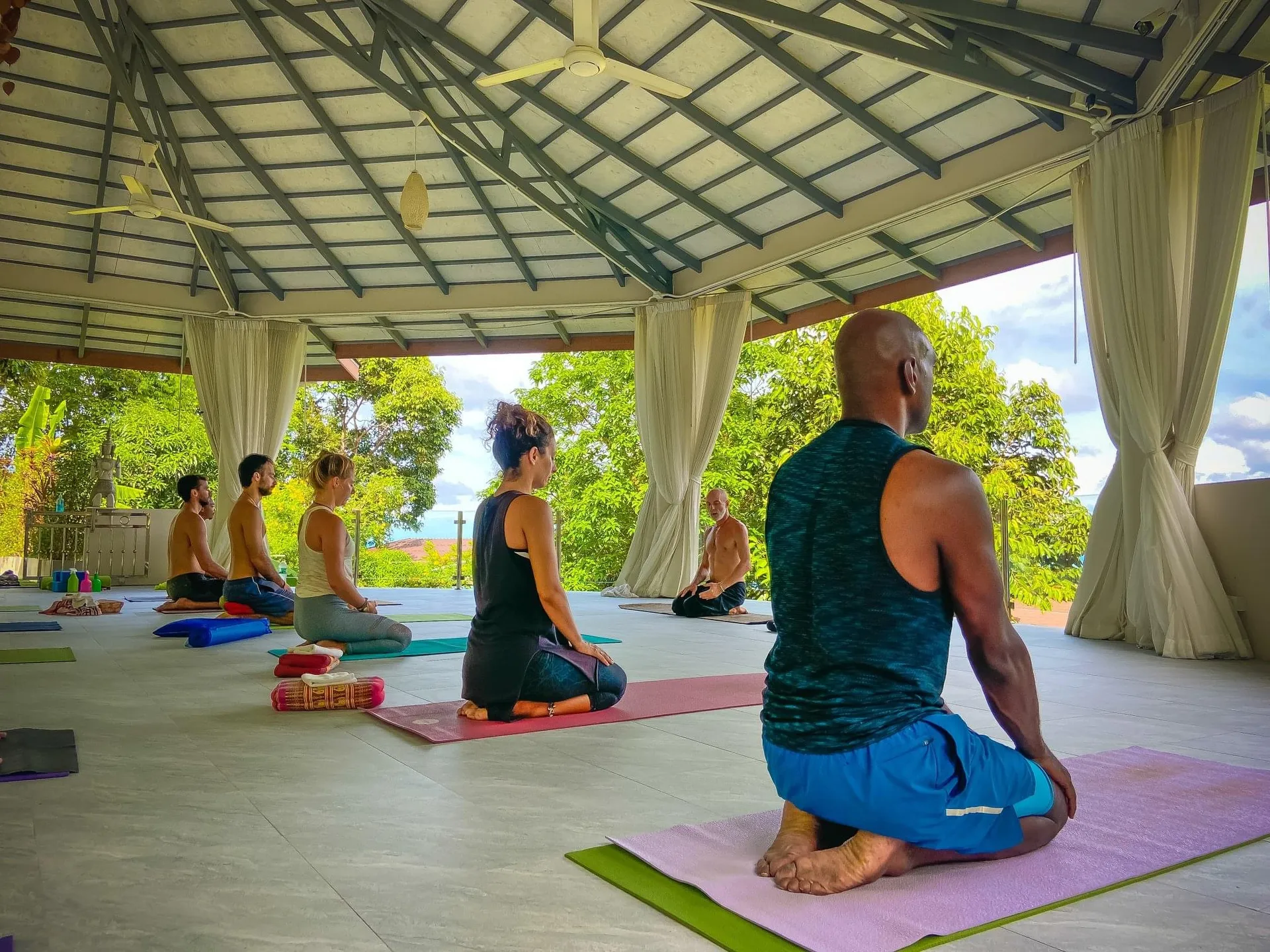 200h hybrides Yoga Teacher Training im Inselparadies Koh Phangan