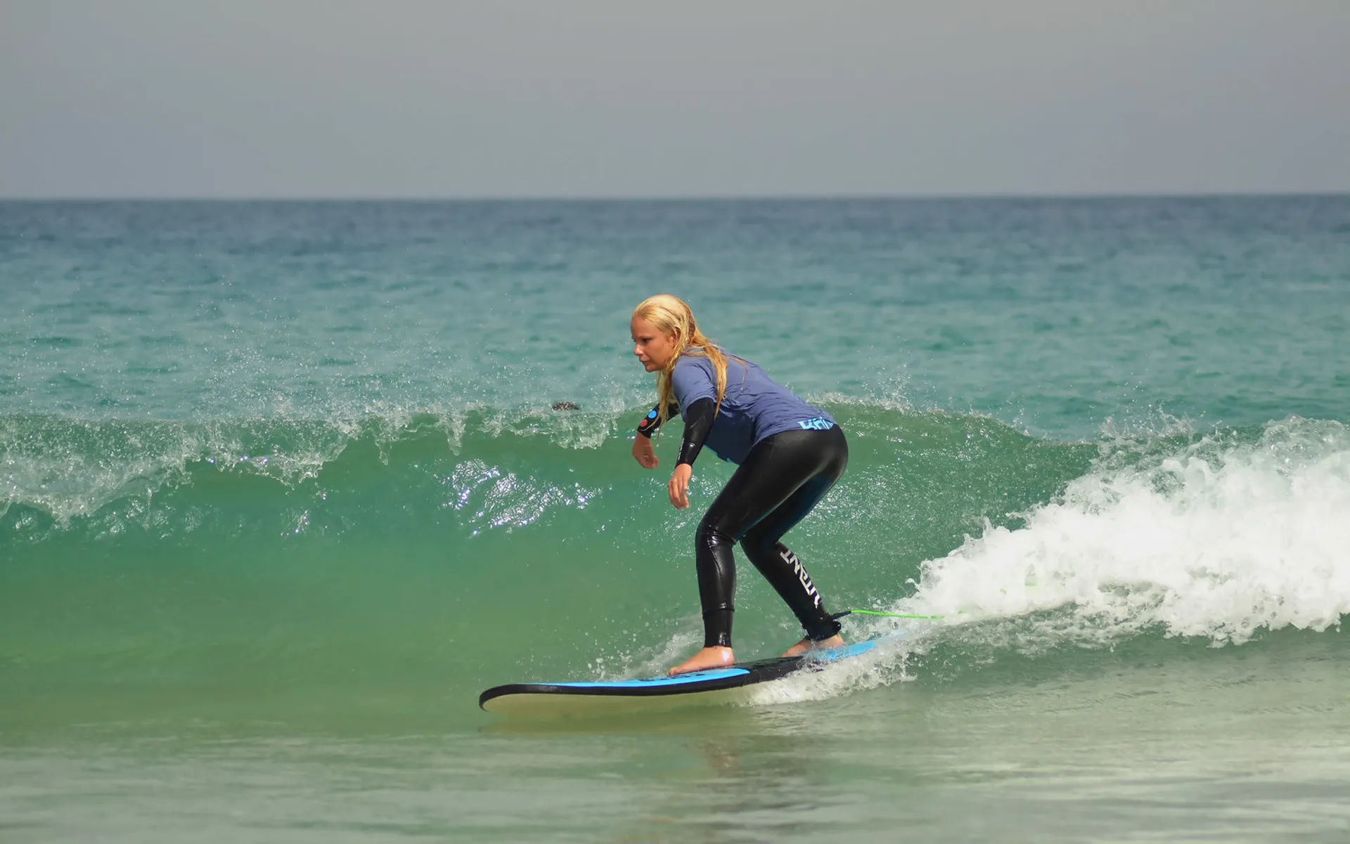Triff neue Freunde und hab Spaß in unserem Surfcamp auf Fuerteventura - 4
