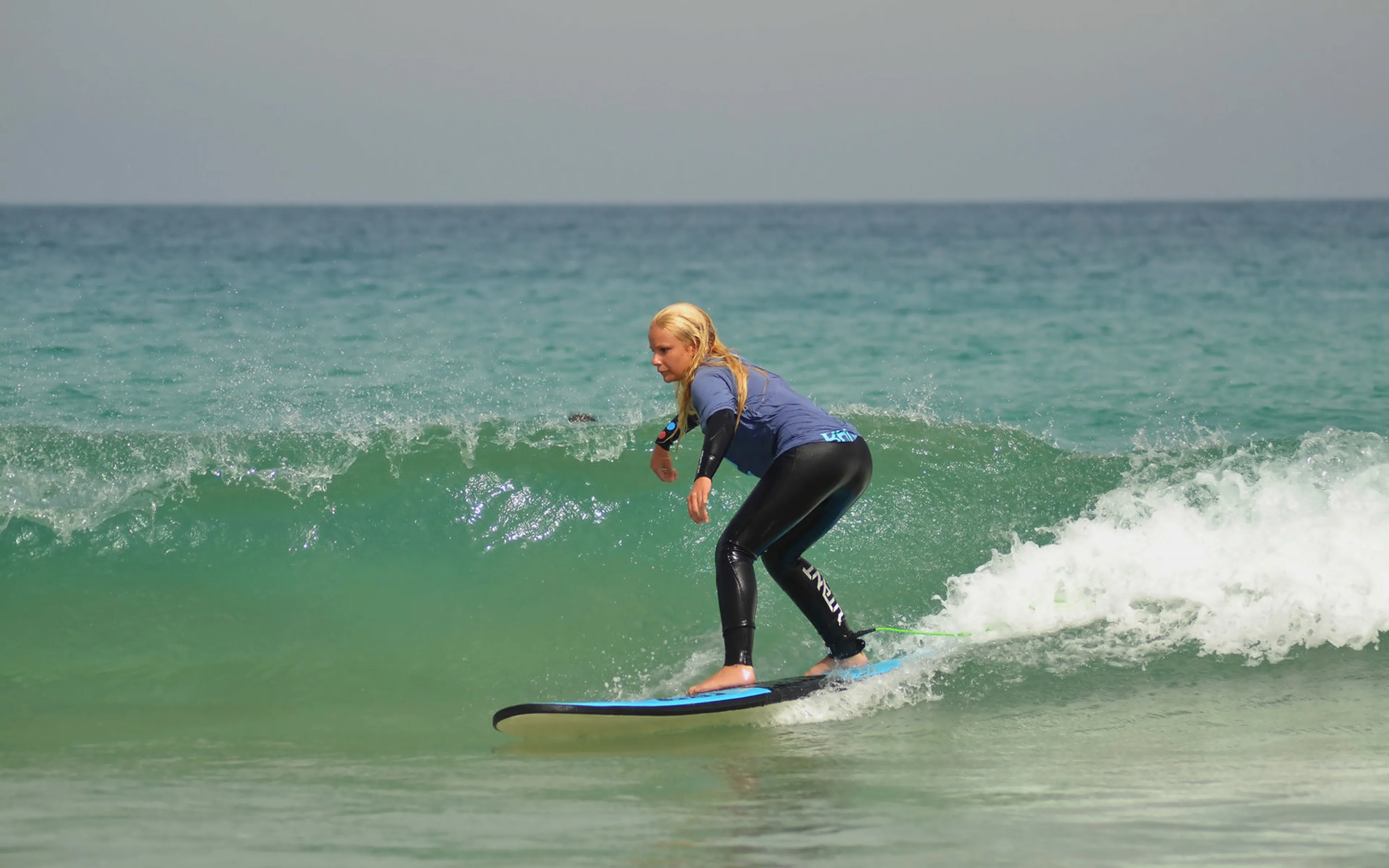 Triff neue Freunde und hab Spaß in unserem Surfcamp auf Fuerteventura - 4