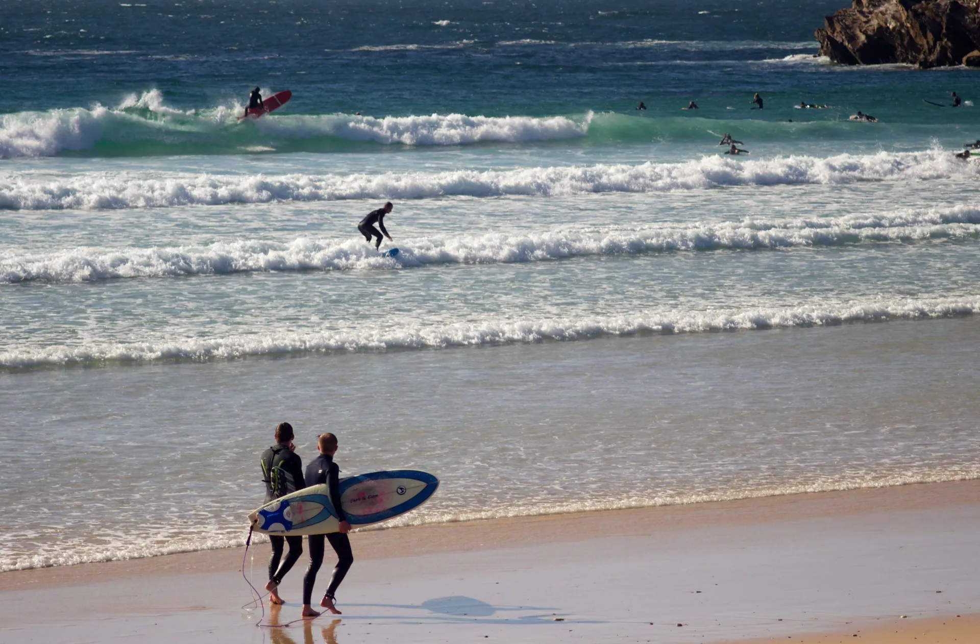 Weltklasse-Wellen im gemütlichen Gästehaus in Portugals Surfparadies - 2