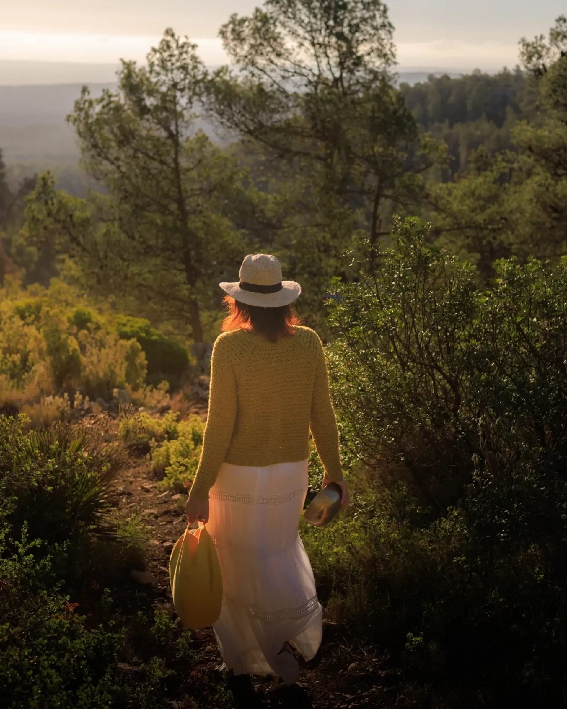 Stille in der Natur Spaniens: Meditatives Yoga- und Wander-Retreat