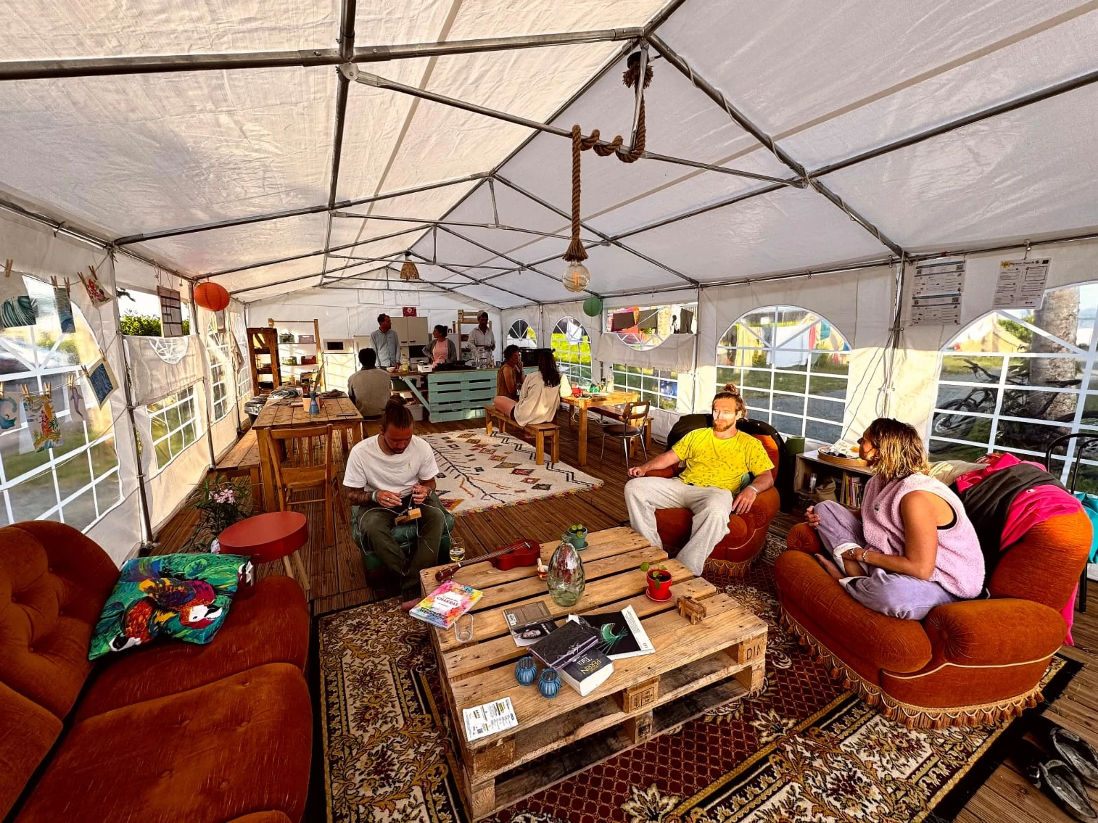 Surfcamp in der Bretagne – Wellen, Natur & Übernachten im Tipi - 4