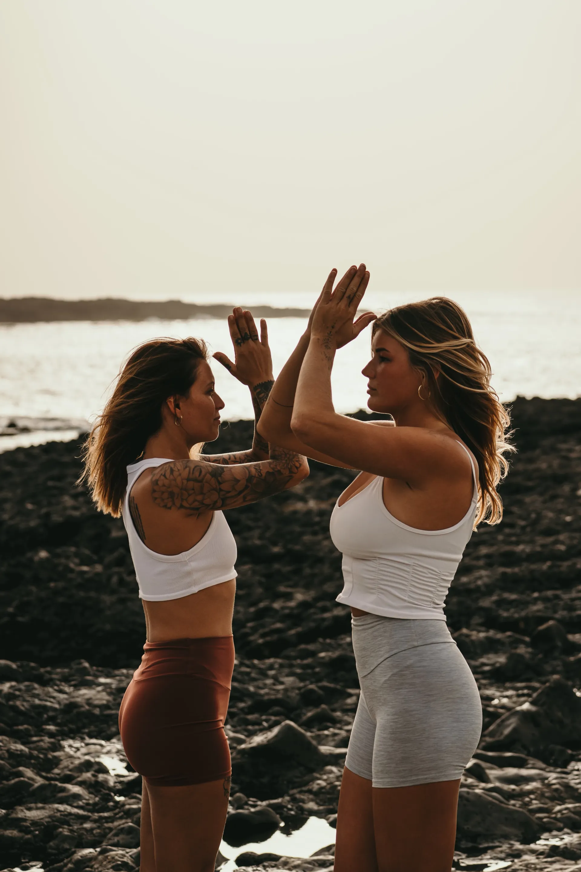 In Balance mit Sonne und Meer: Dein Yoga Retreat auf Fuerteventura