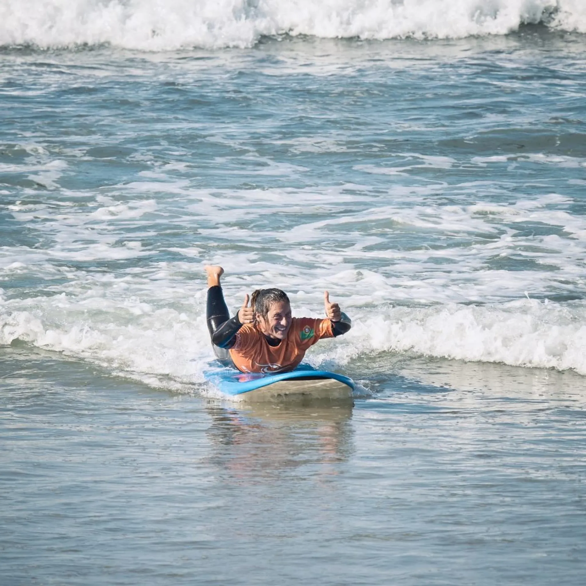 Surf & Sunset: Dein Surfurlaub mit Meerblick in Peniche