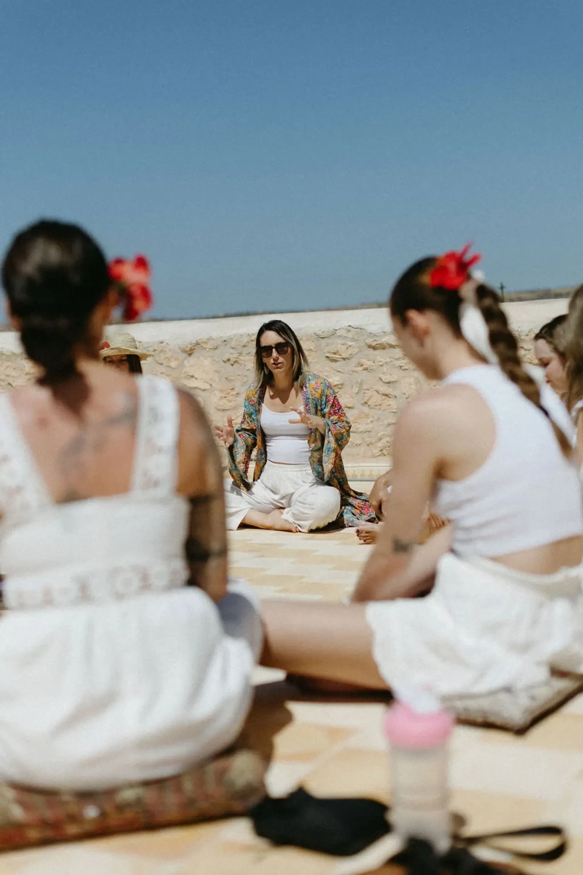 Marokkanische Leichtigkeit erleben: Yoga-Retreat für Frauen