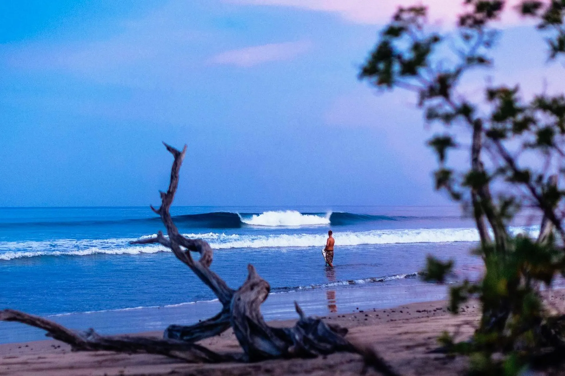 Surf-Guiding für Fortgeschrittene: Uncrowded Spots & perfekte Wellen