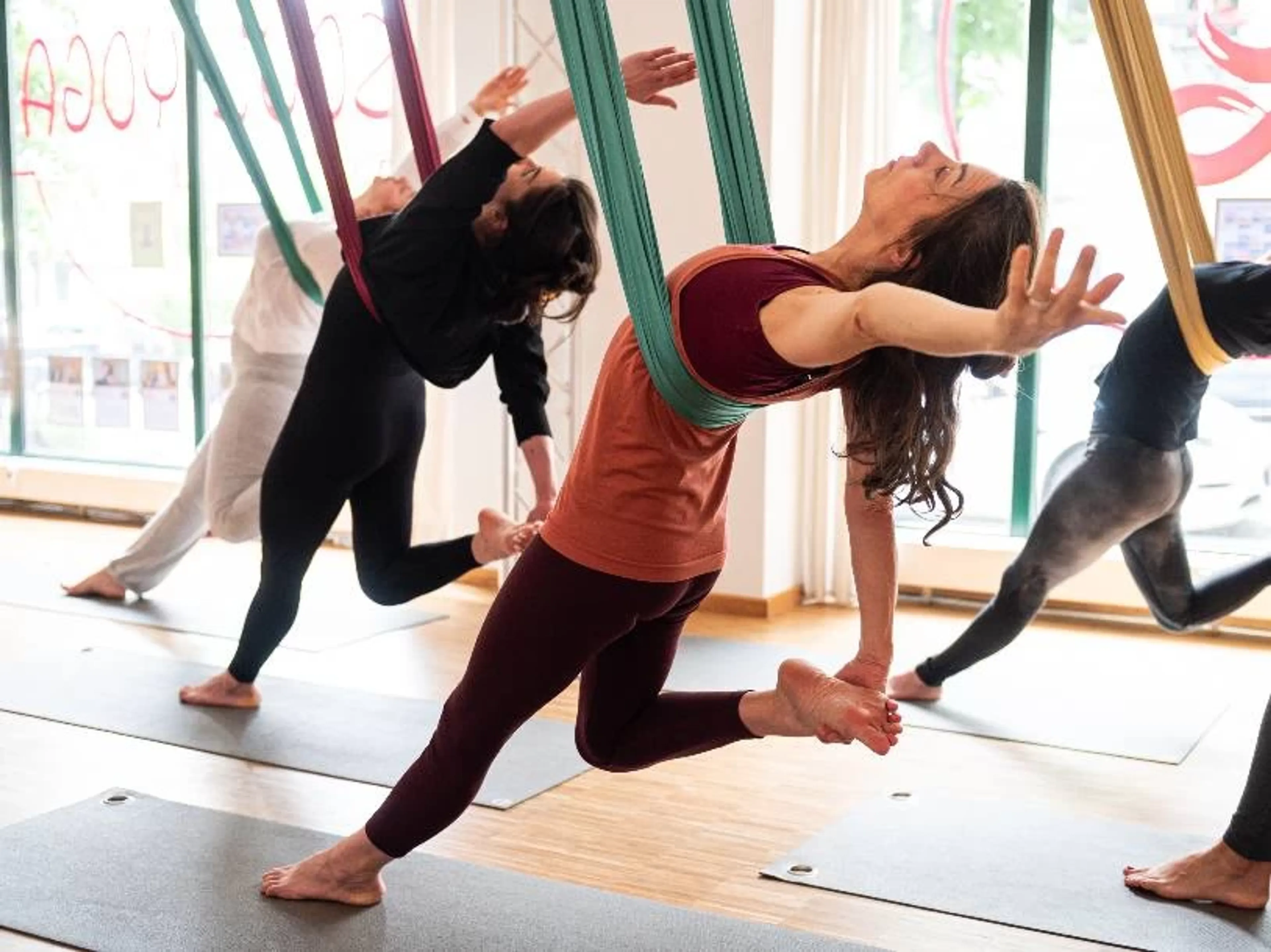 Let's fly: Aerial Yoga Retreat für Erfahrene inmitten der Natur - 1