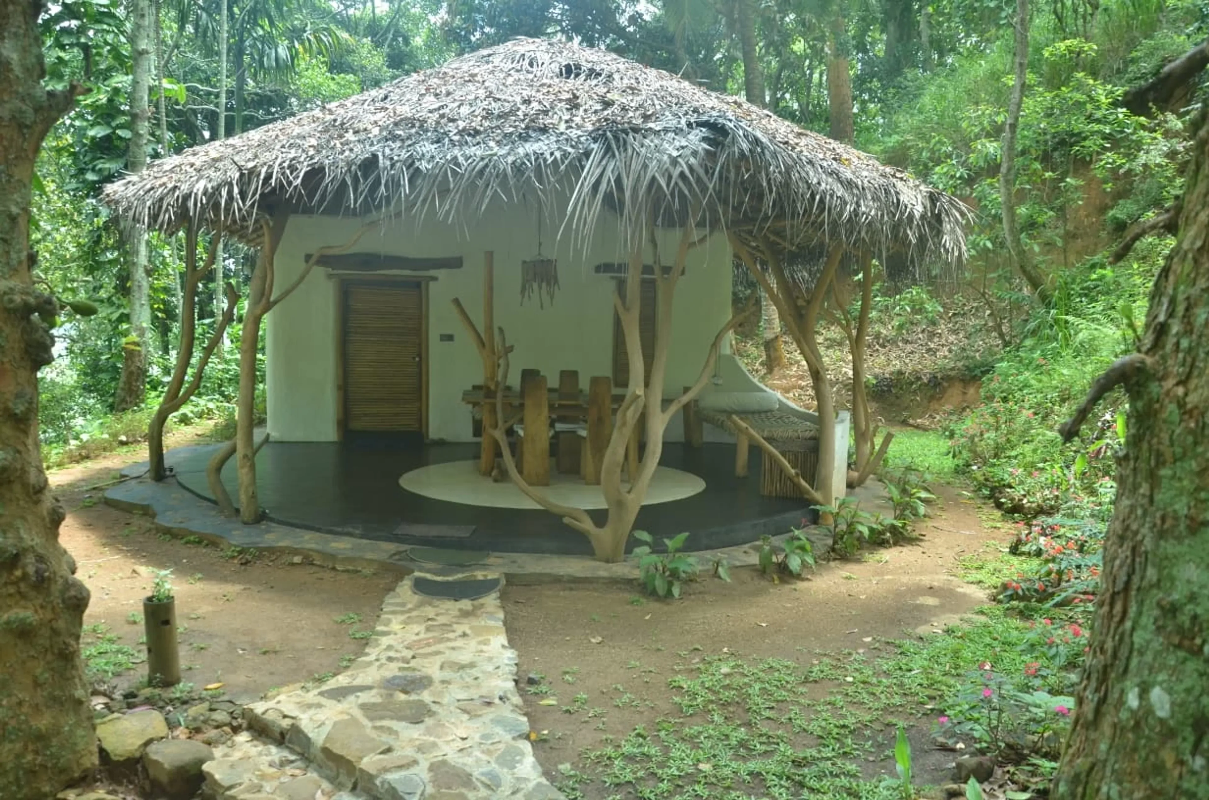 Gemeinsam entspannen zwischen Wasserfällen, Yoga und Kultur - 5