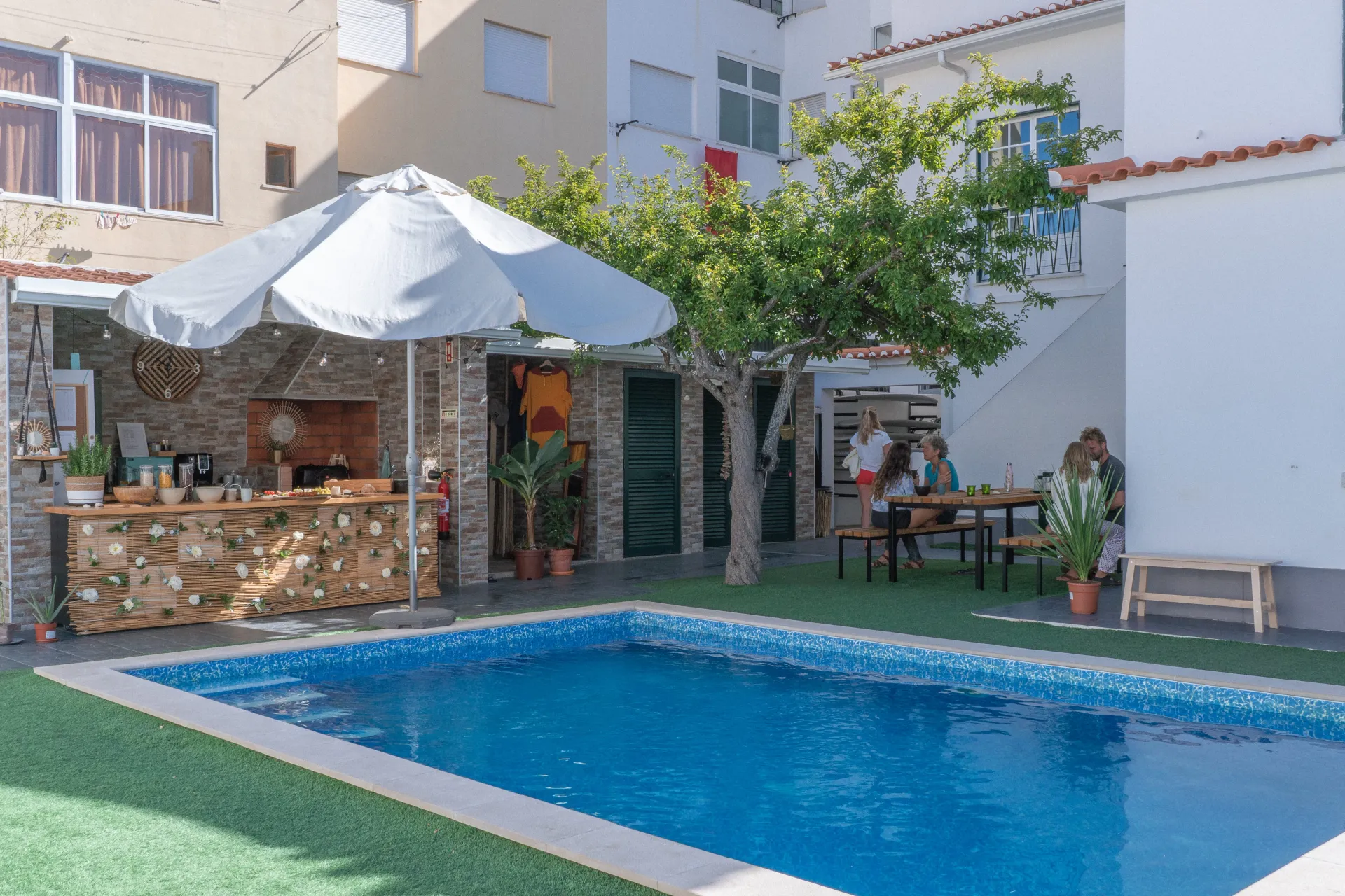 Surfhaus mit Pool am Strand vor Lissabon für Gruppen bis 34 Personen - 4