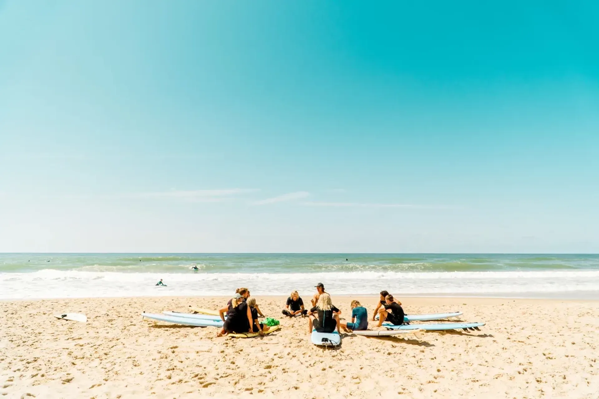 Gruppen-Surfcamp auf privatem Campingplatz: Sonne, Wellen & gute Laune - 2