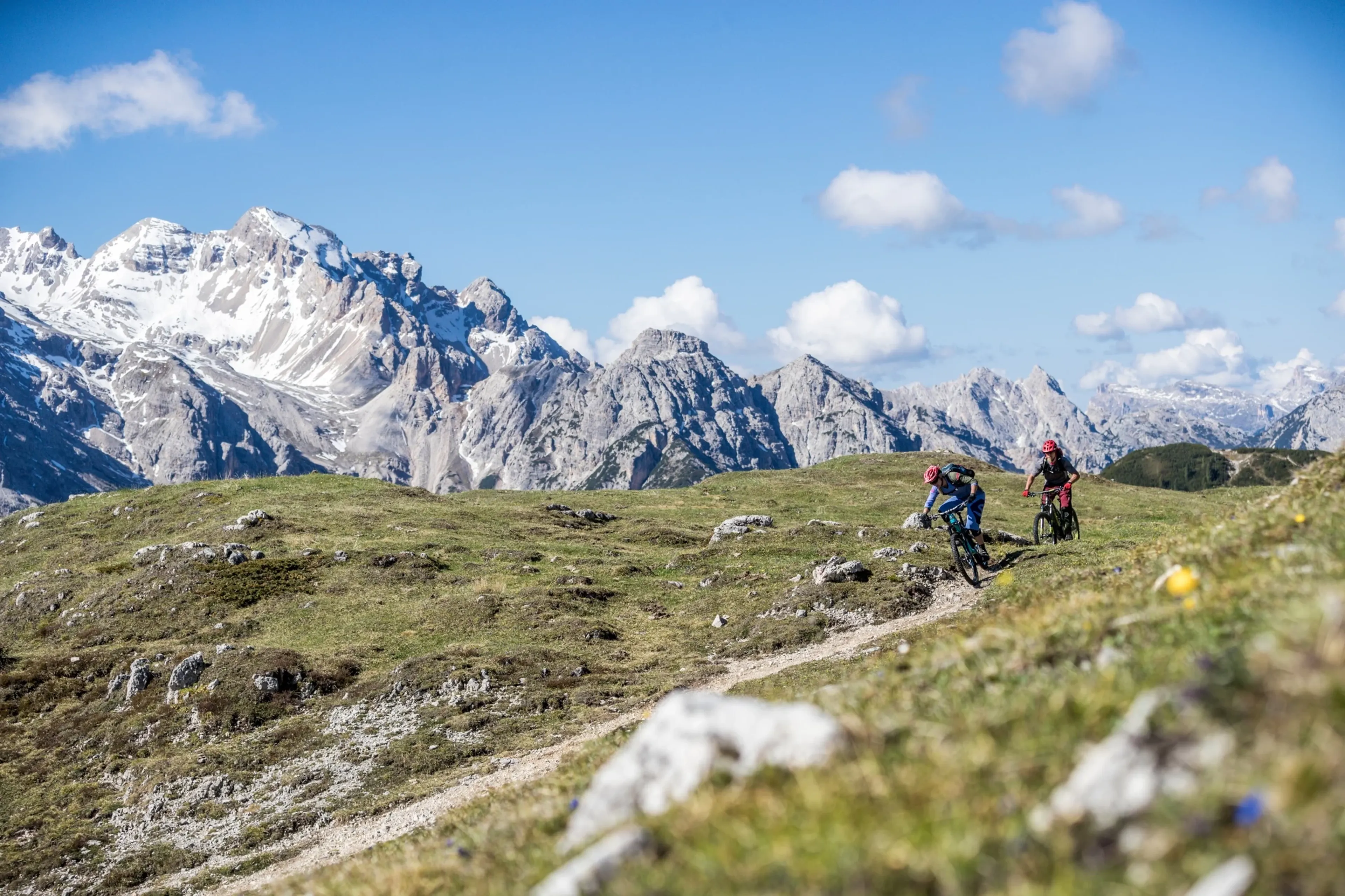 Komfort E-Mountainbiking in den Dolomiten - 3
