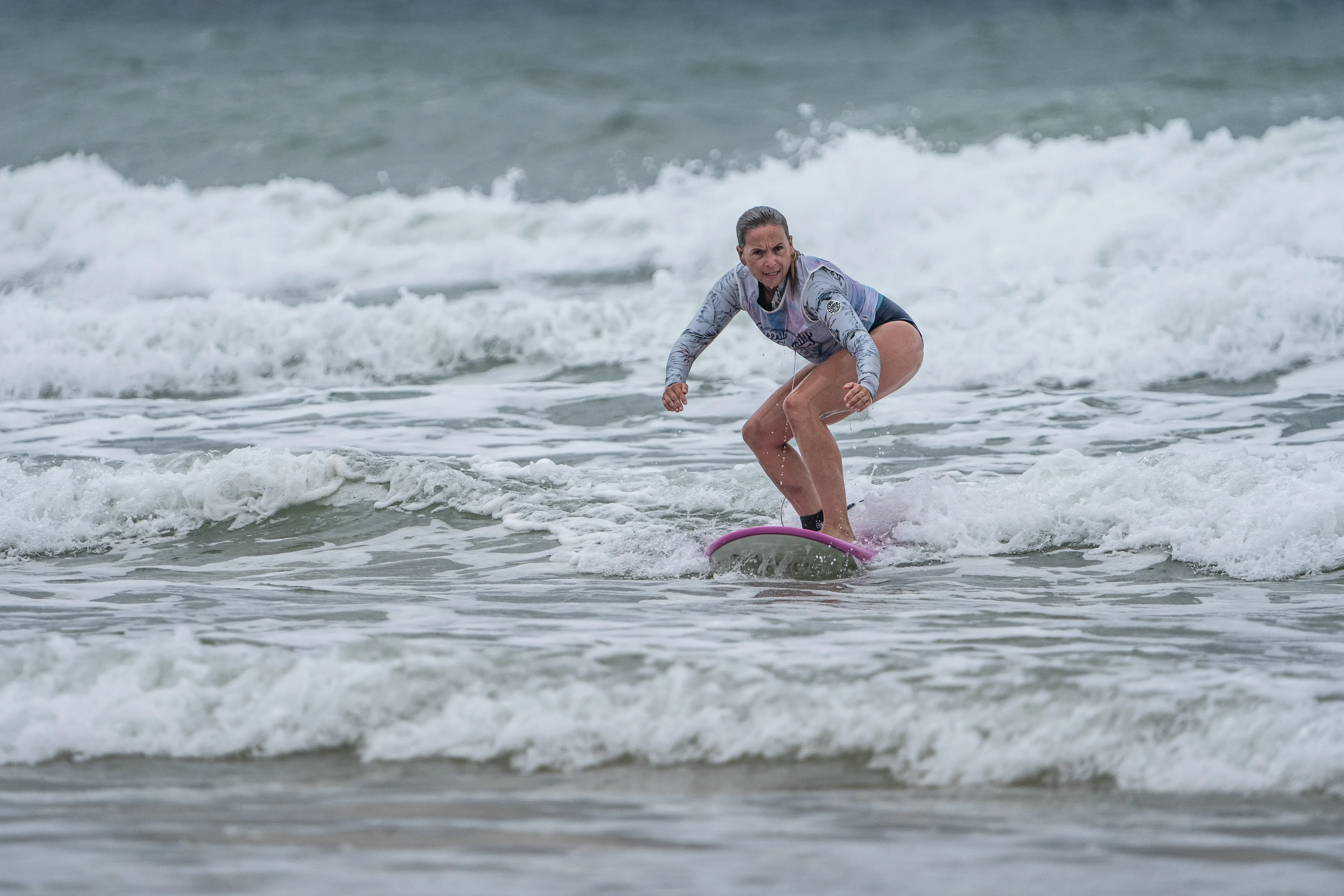 Erlebe die Verbindung von Surfen und Yoga im entspannten Lacanau - 3