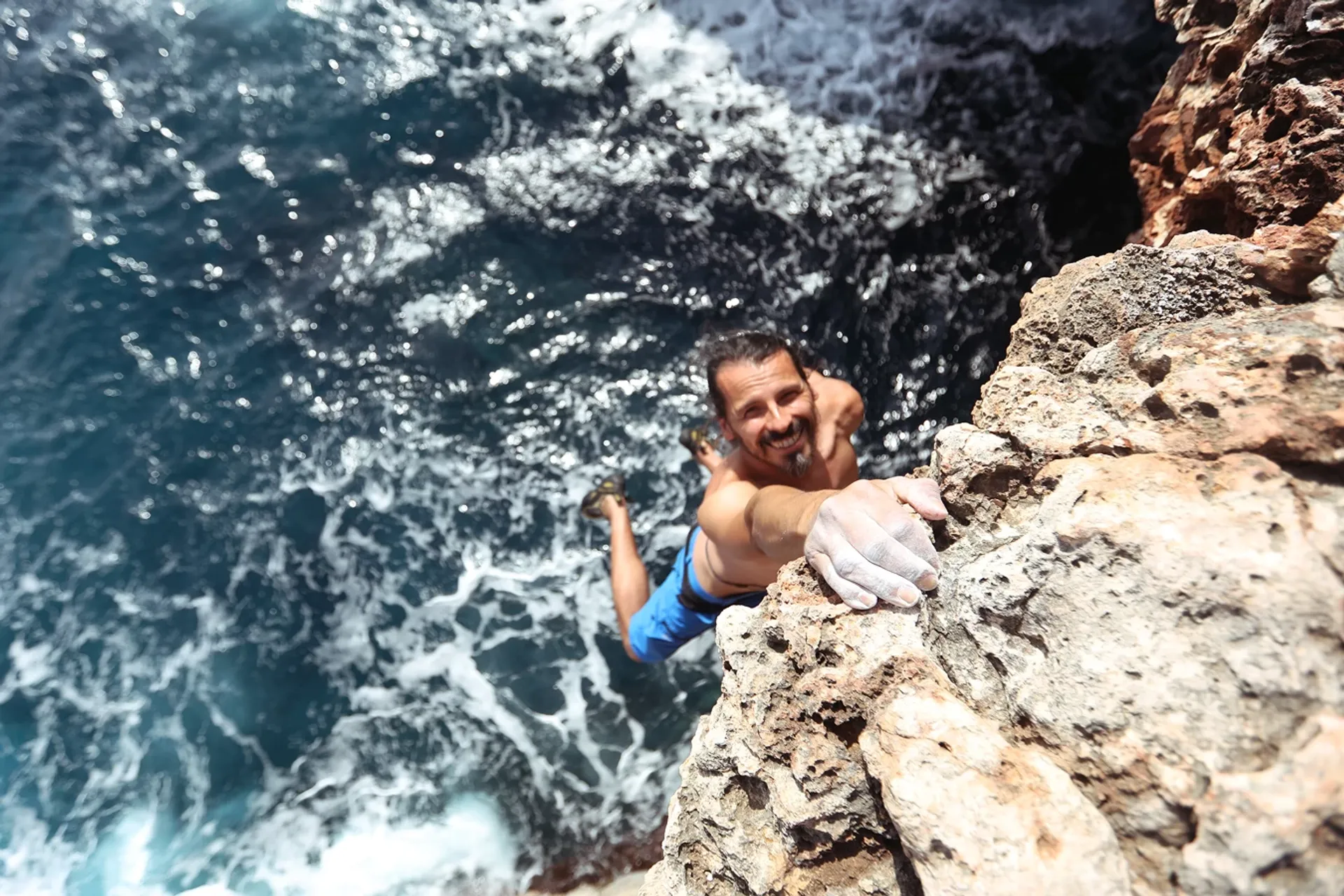 Deep Water Solo auf Mallorca: Klettern zwischen Fels & Mittelmeer