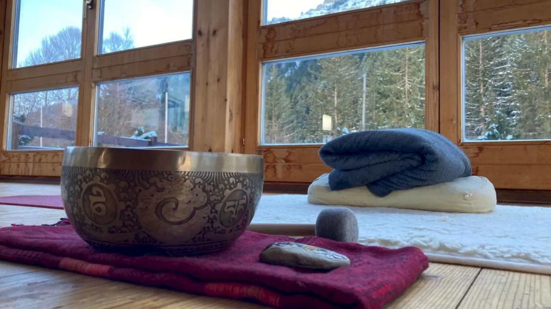 Auszeit in Bergstille - Meditation und Achtsamkeit auf einer Alpe - 2