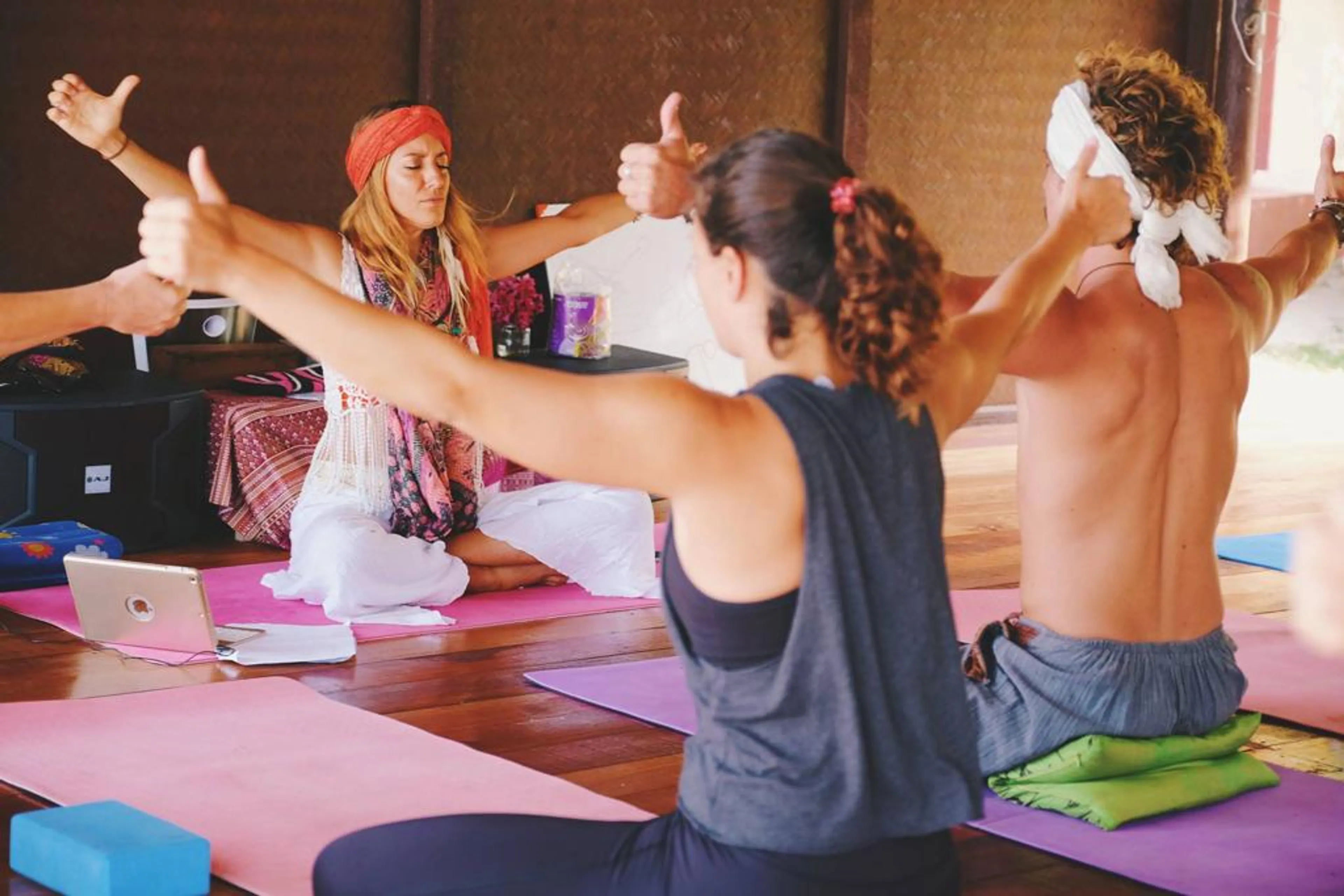 Kundalini Yoga Teacher Training (50 Stunden): Entfalte dein Selbst! - 5