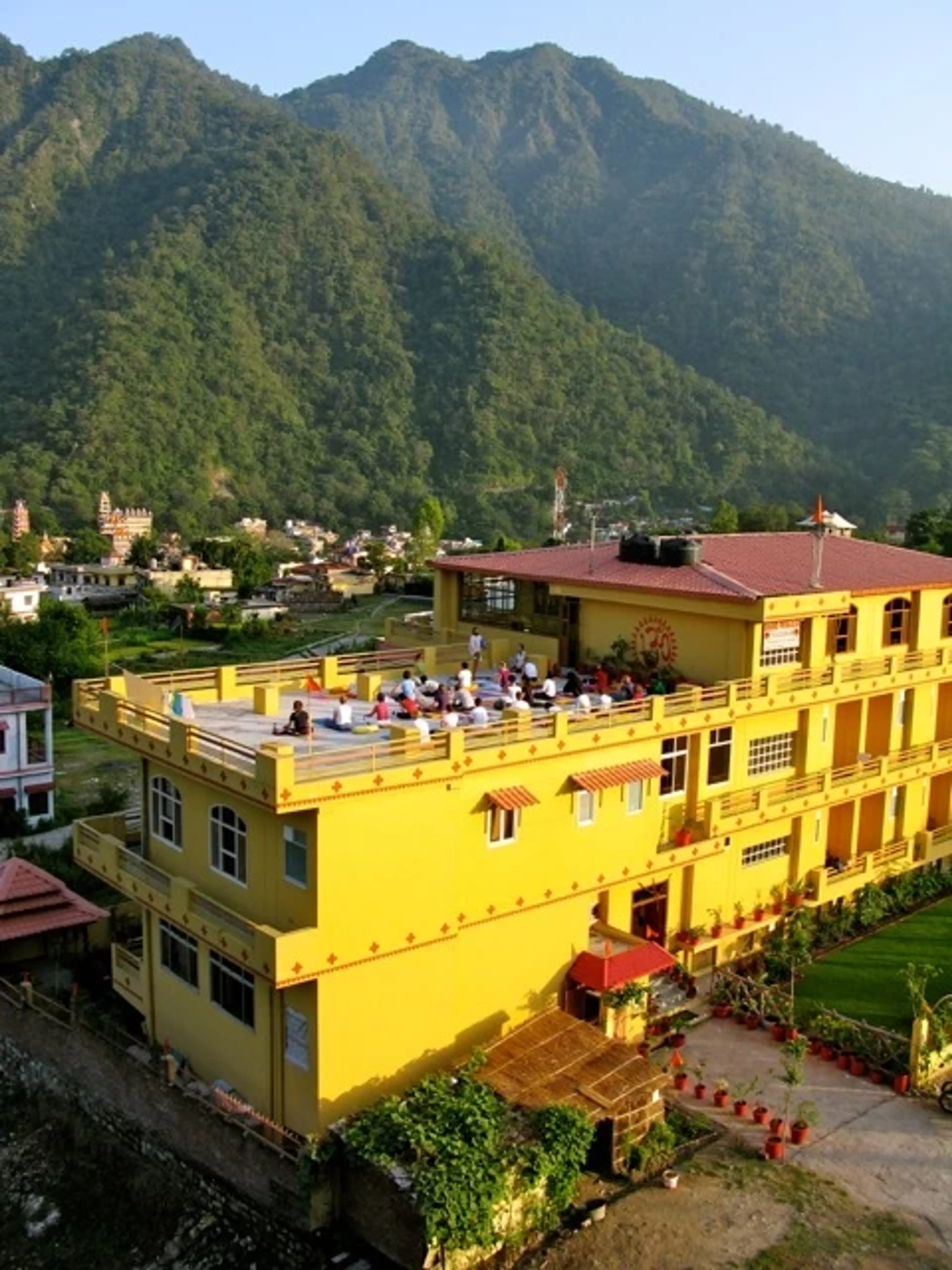 Ashram Retreat in Rishikesh, der Yoga-Hauptstadt der Welt - image 1