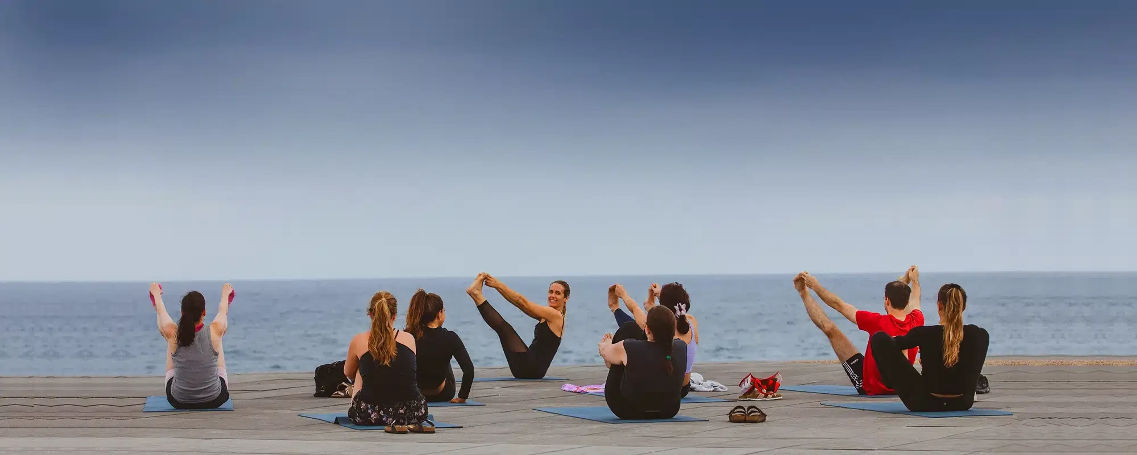 Breathe Deep, Paddle Strong: Energie tanken mit Surfen & Yoga am Meer - 3
