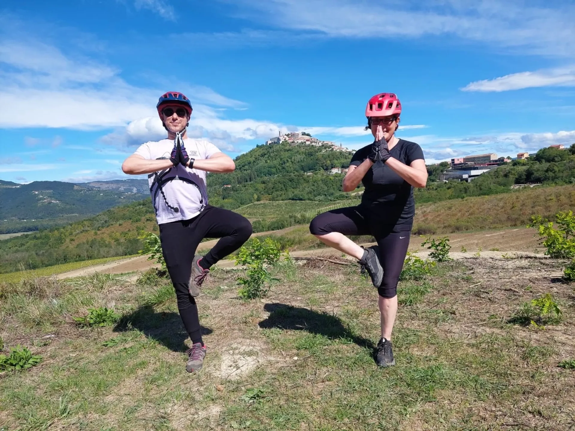 Zwischen Yoga und Abenteuer: Aktiv-Retreat an der Küste Kroatiens