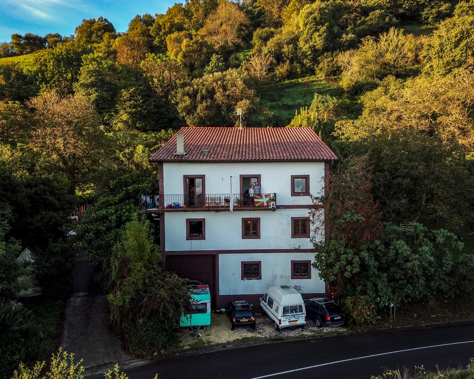 Surfcamp nahe Zarautz: Surfen & Yoga am Tag - Party in der Nacht - 3