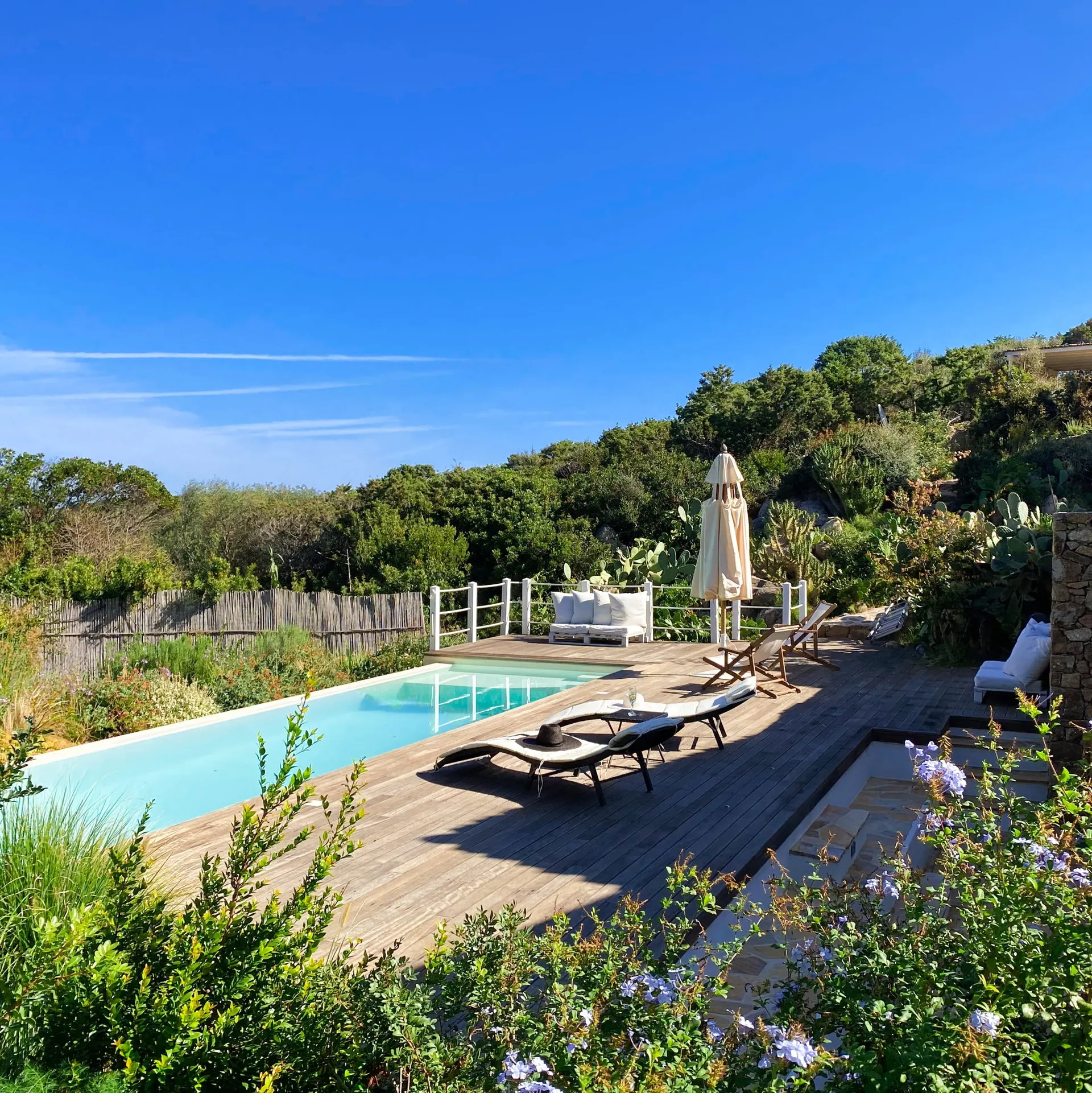 Yoga & Wandern auf Sardinien: Weiße Sandstrände & türkisfarbenes Meer - 3