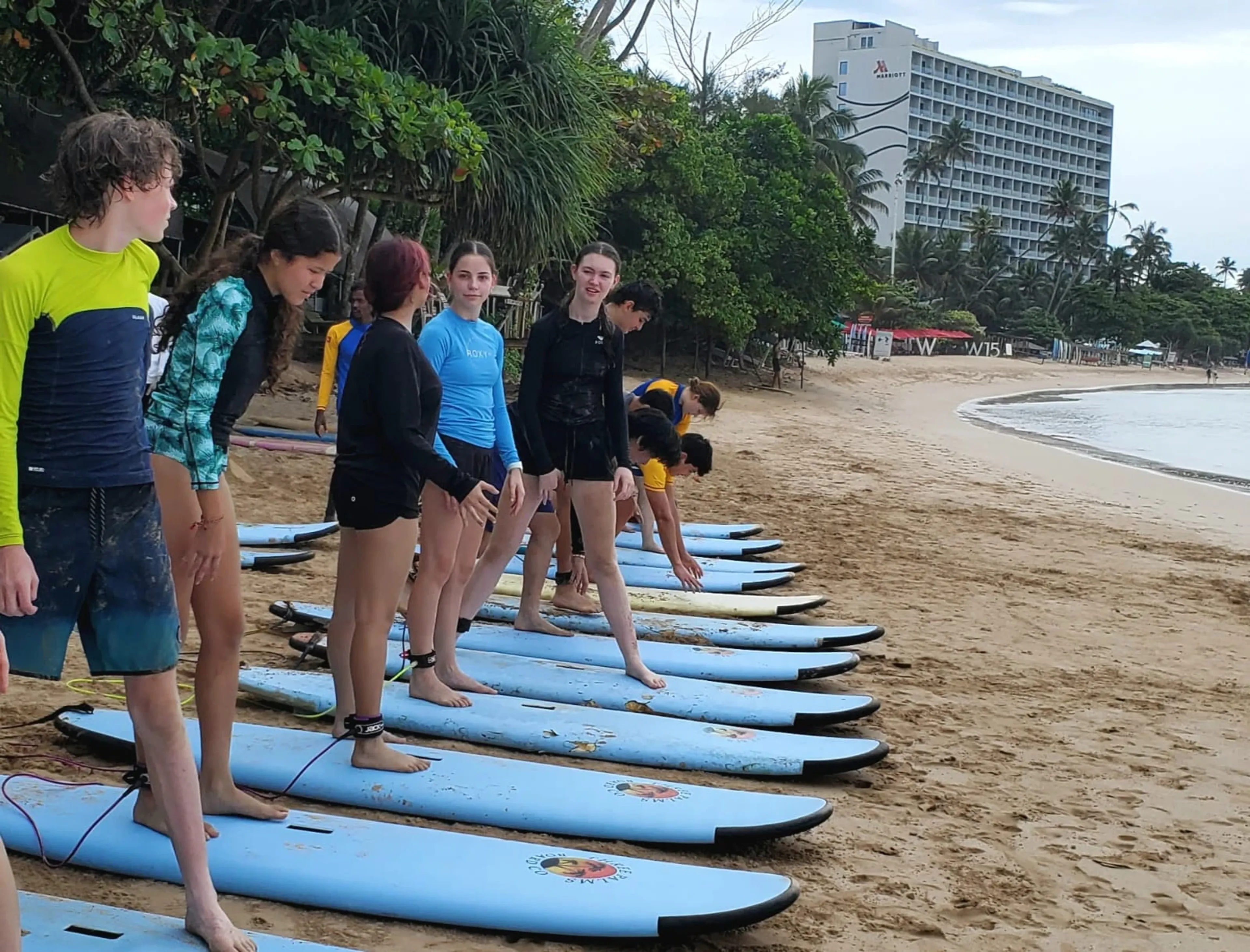 Den ganzen Tag surfen: Meer, Wellen & Community in Weligama - 4