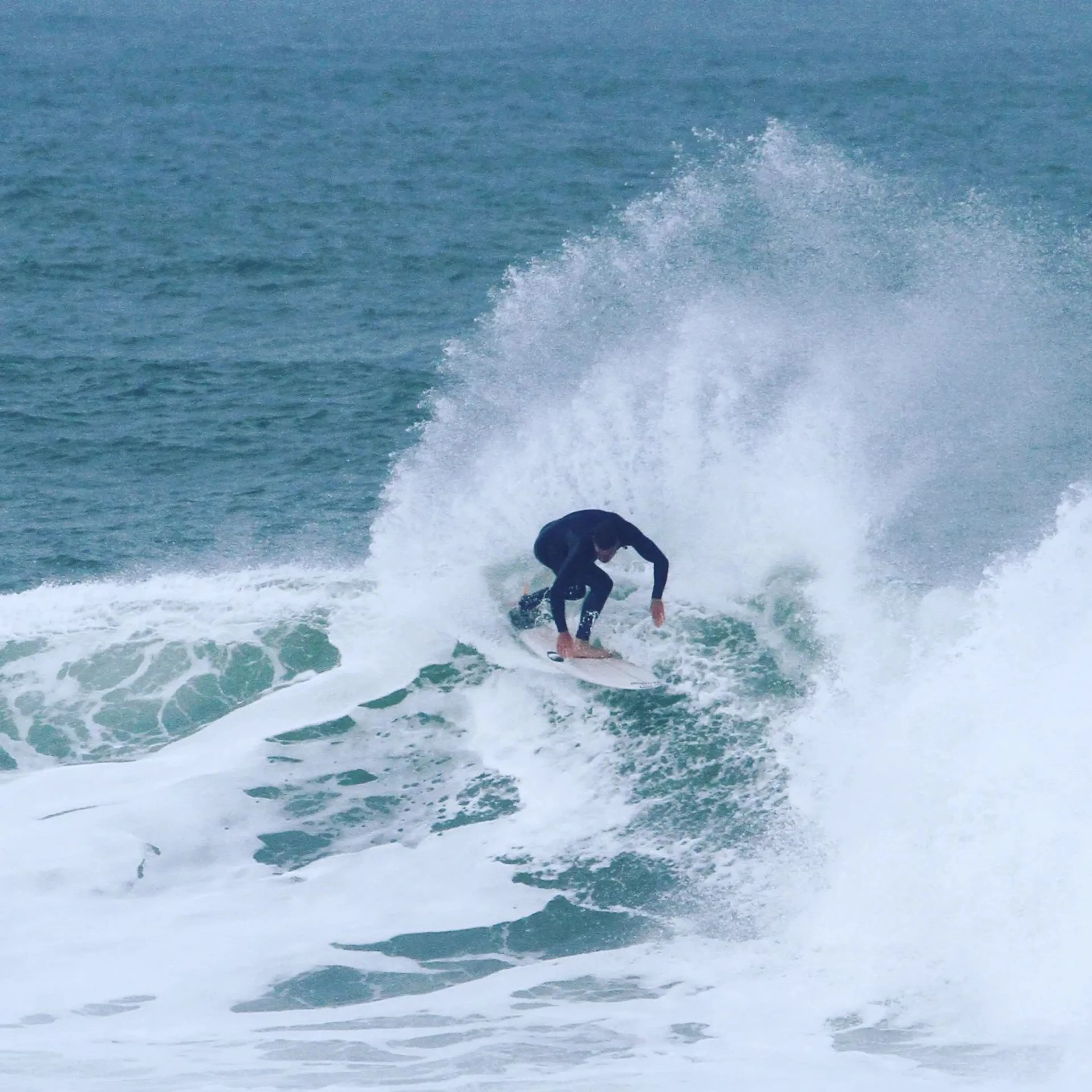 Surf Lodge am Strand: Gemeinschaft und die besten Wellen Europas - 5