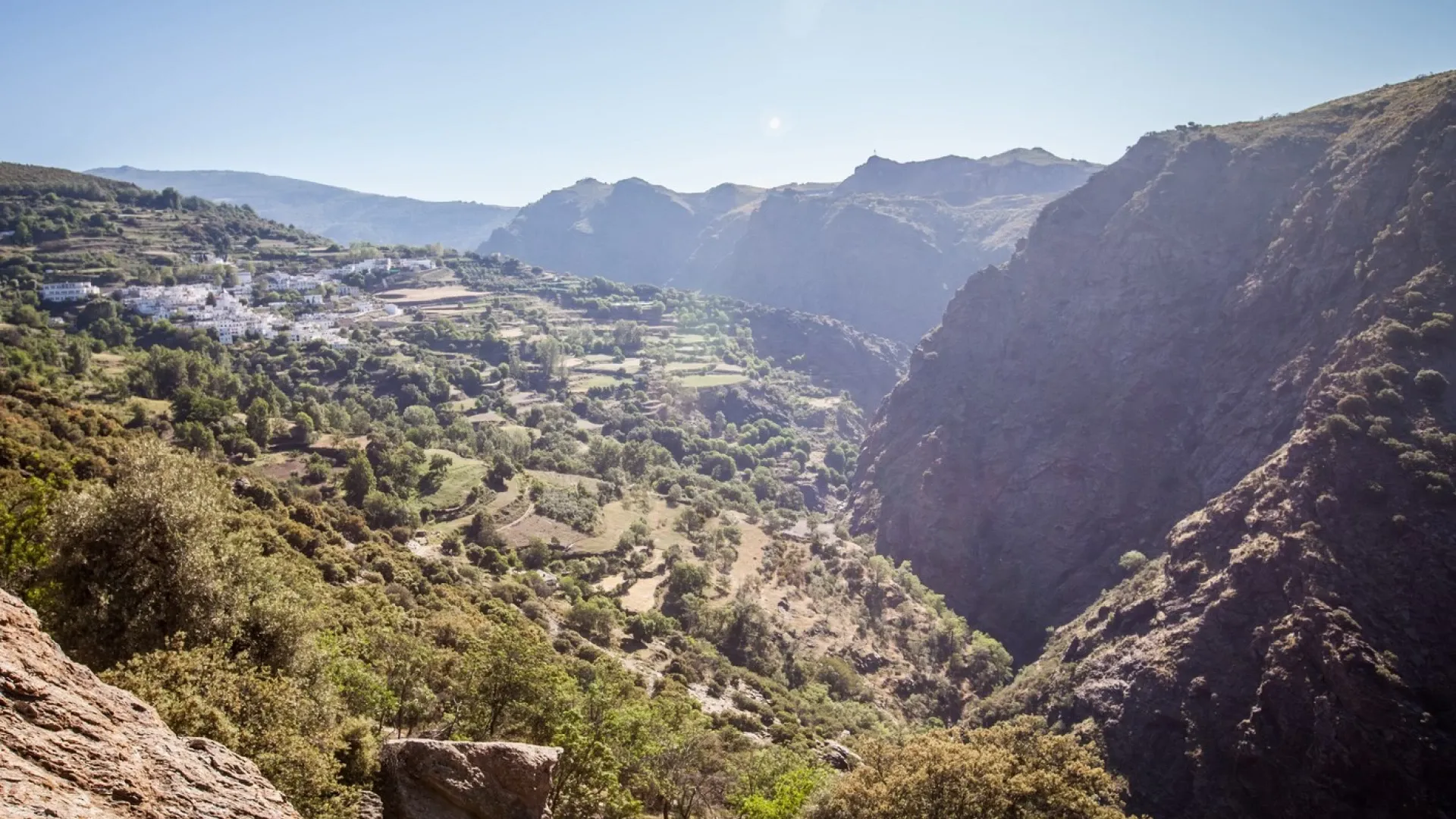 Kreativität, Yoga und Achtsamkeit in den Bergen von Granada - 2