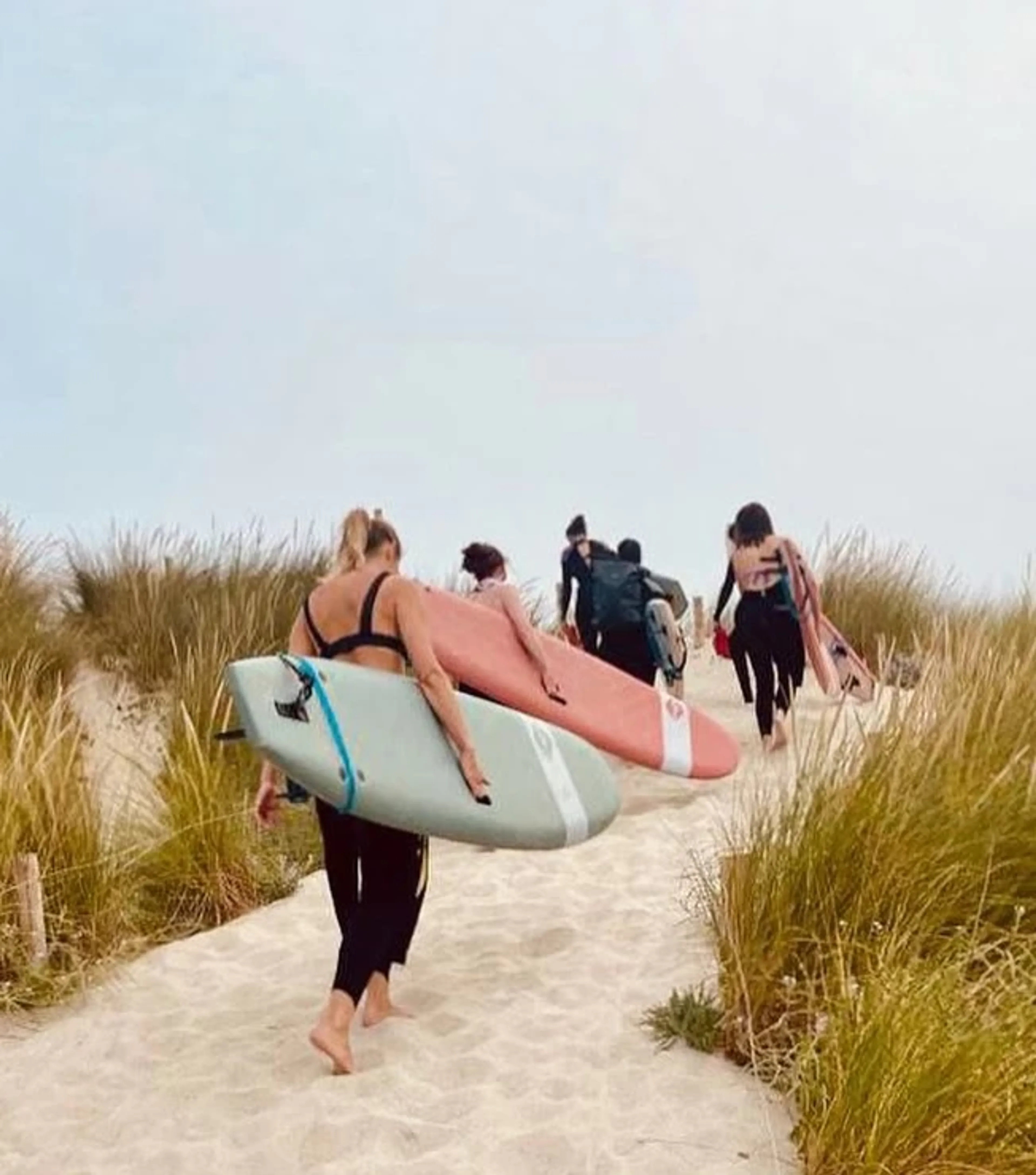 Surfen in der Bretagne: Zwischen wilden Dünen & belebender Meeresbrise - 4