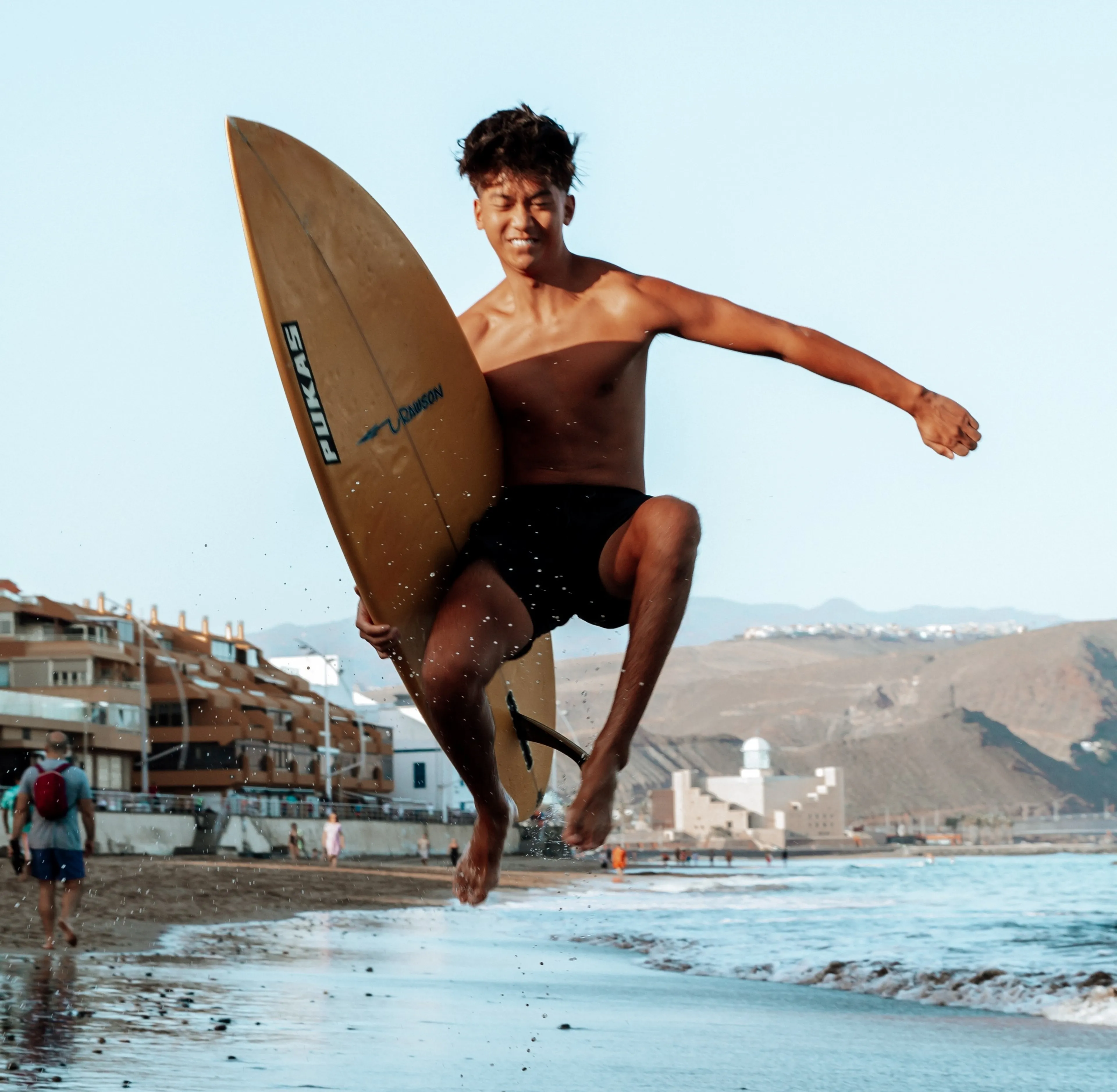 Modernes Surfhaus direkt am Strand von Las Palmas